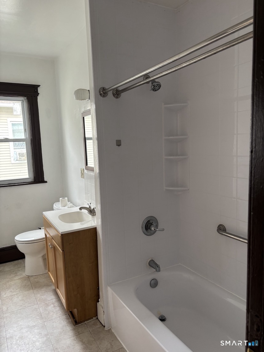 39-41 South Street, South End, Hartford, CT 06114