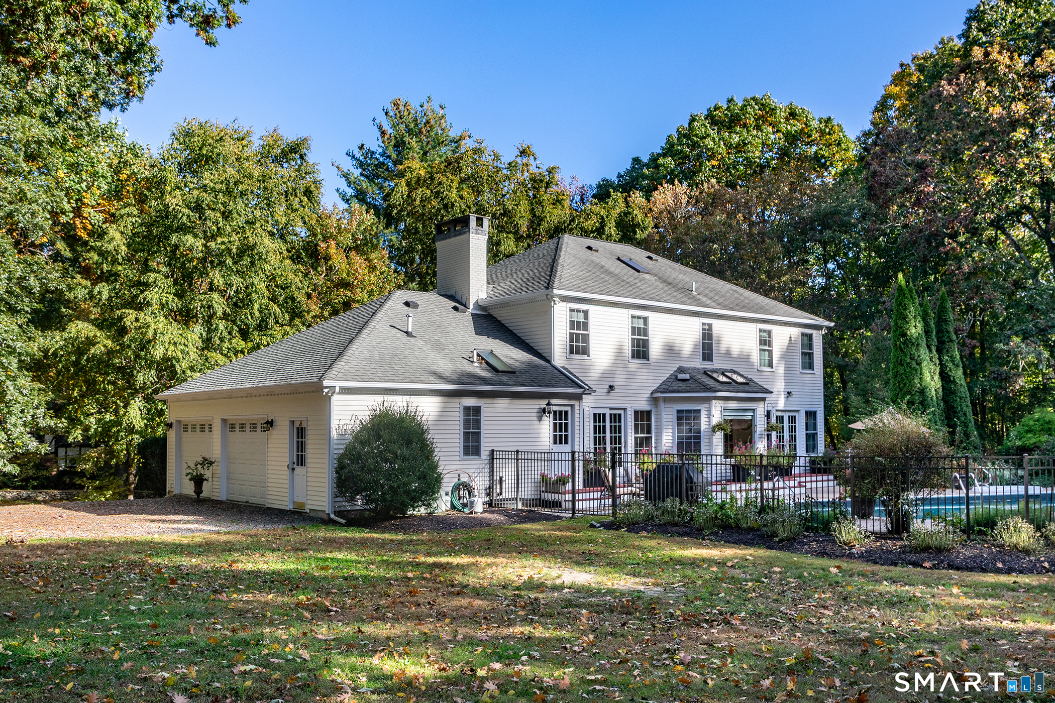 Photo 2 of Single family home for sale at 49 Deerwood Dr, Bethlehem, CT 06751 | MLS# 24212168 | Listing updated on 2026-10-09