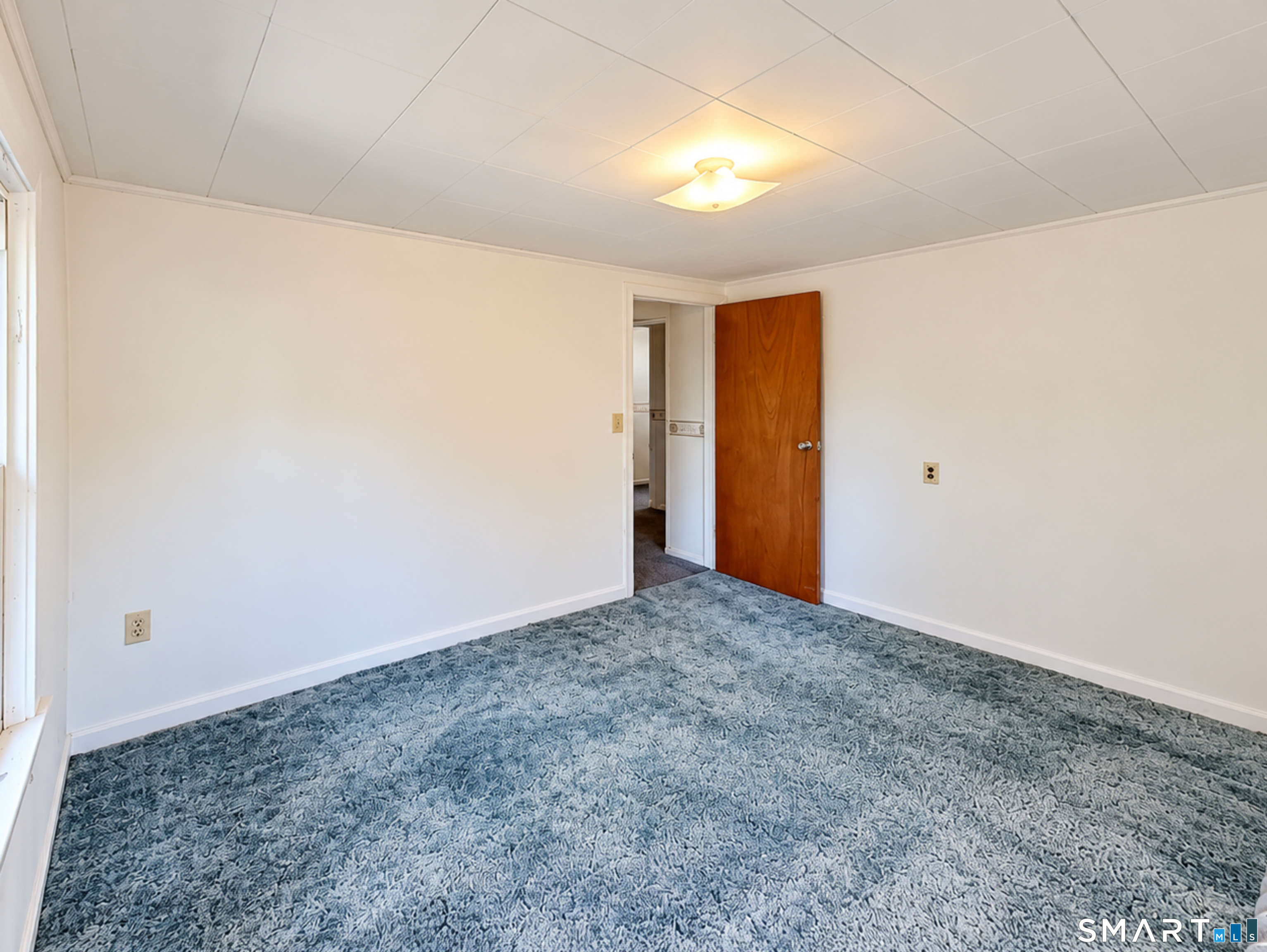 50 Kenyon Road, Waterford, CT 06385