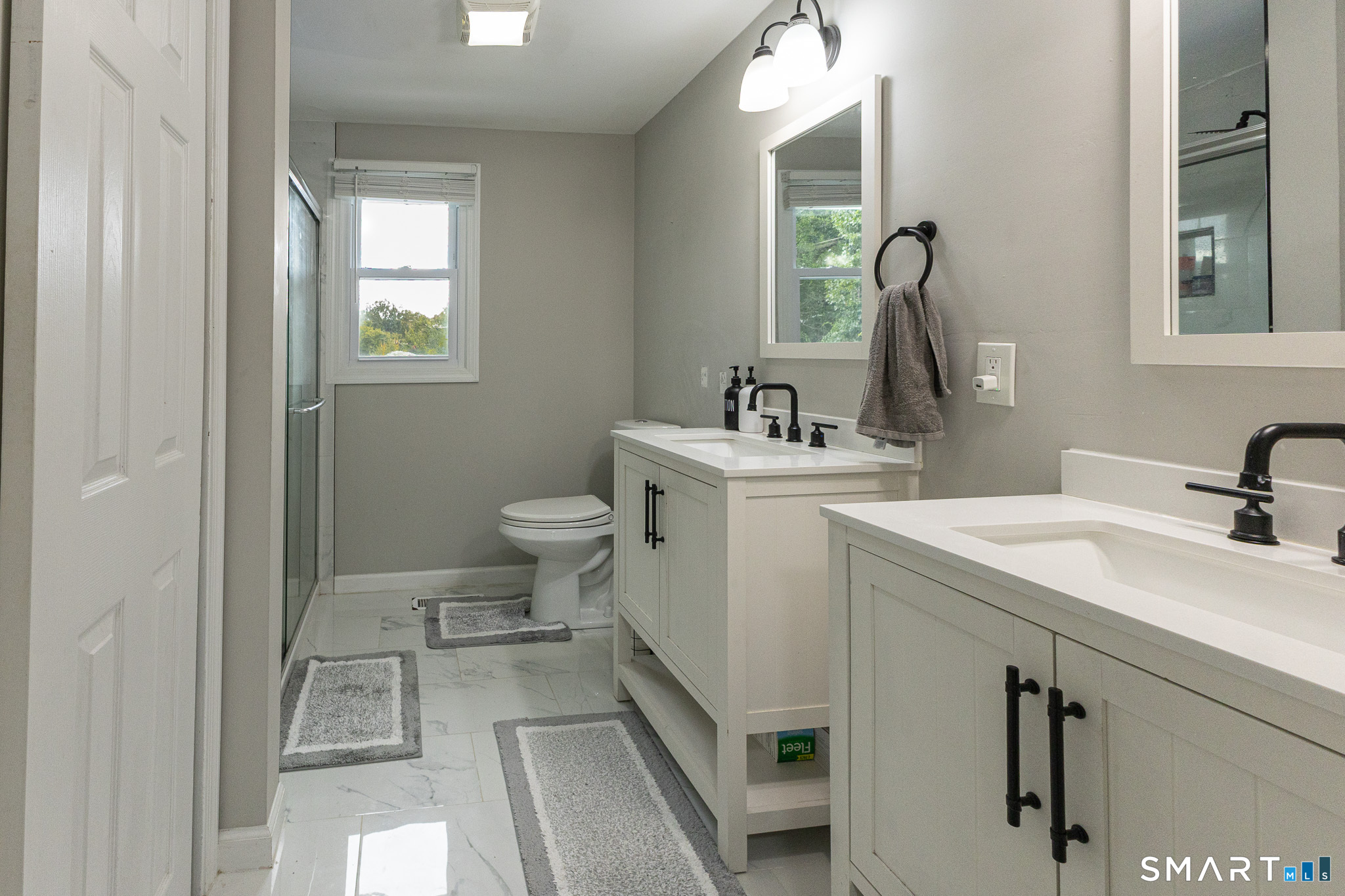 75 Vernon Street West photo 13