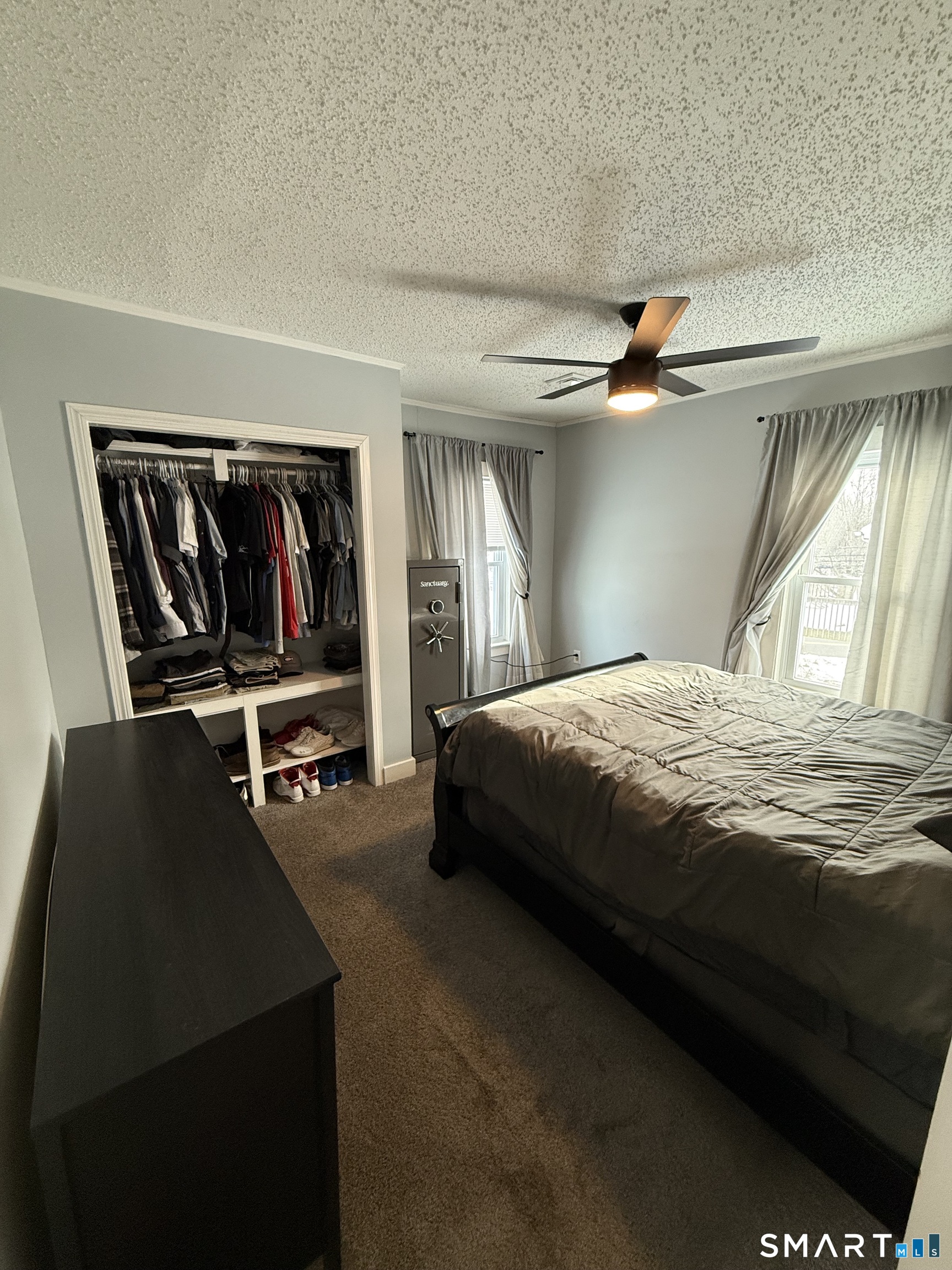 13 Howard Avenue photo 11