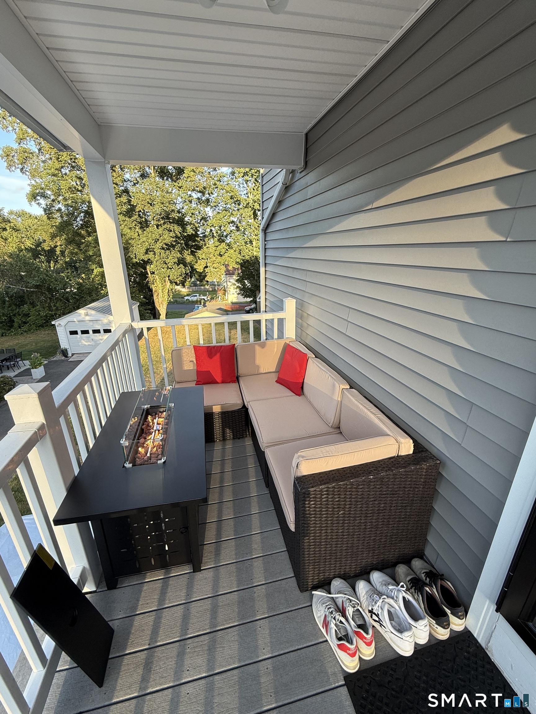 13 Howard Avenue photo 15