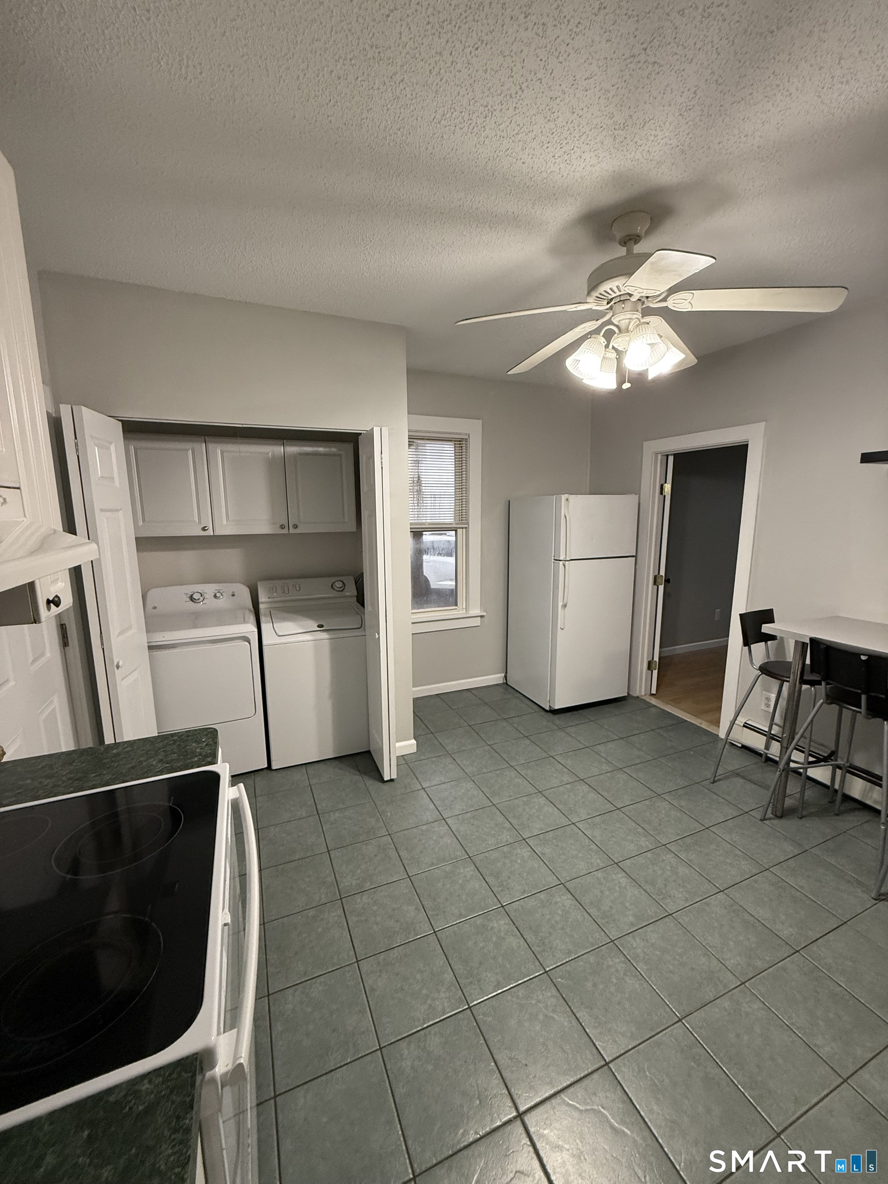 13 Howard Avenue photo 21