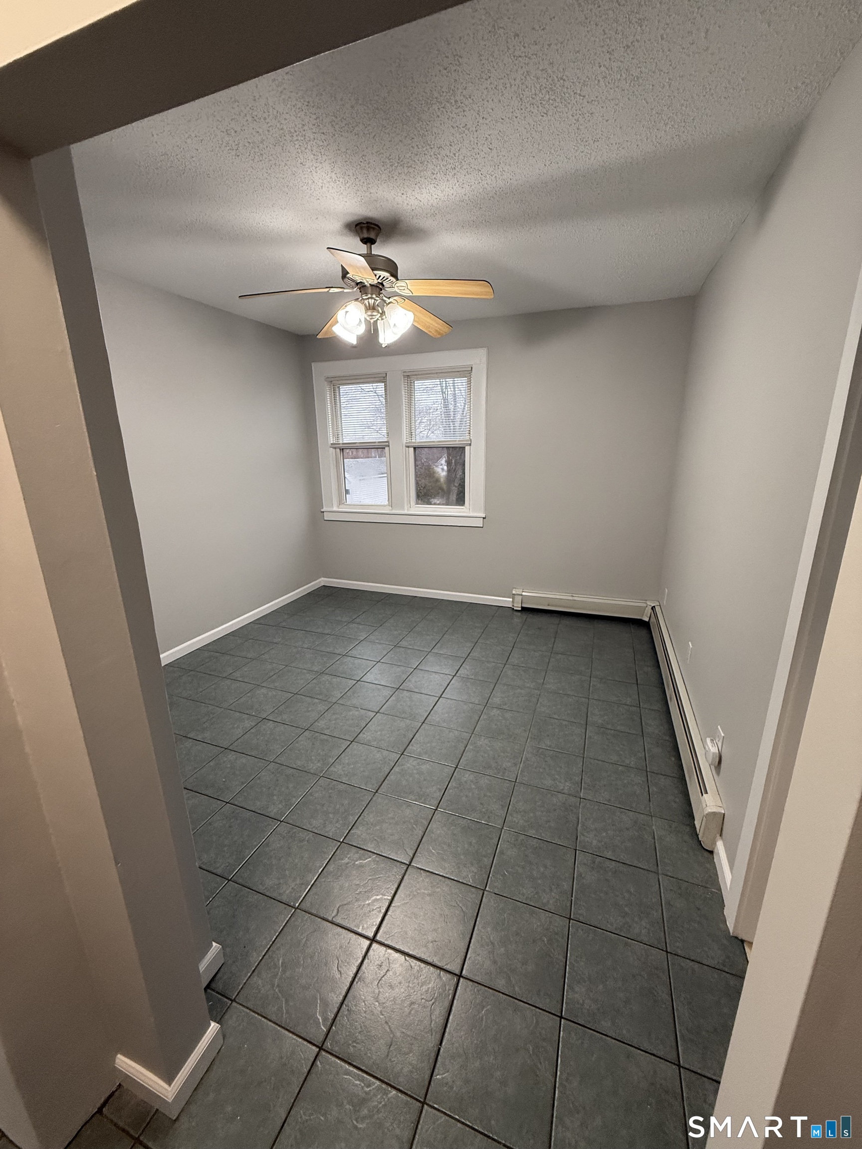 13 Howard Avenue photo 26