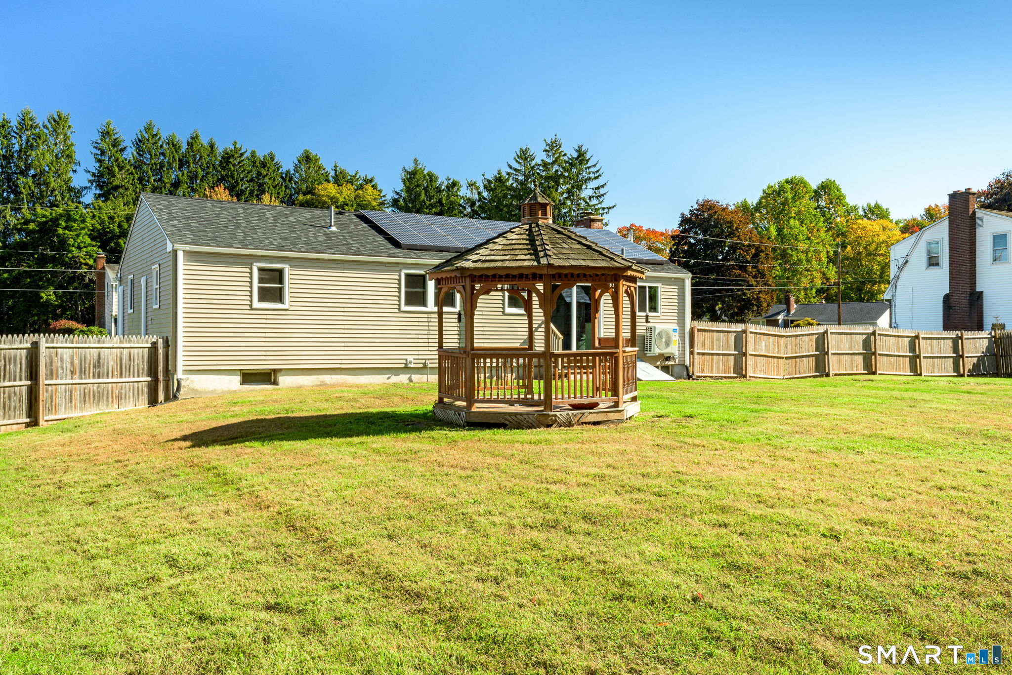 46 Sapphire Street photo 33