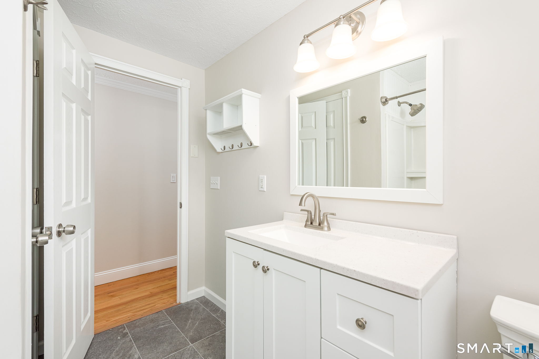 46 Sapphire Street photo 15
