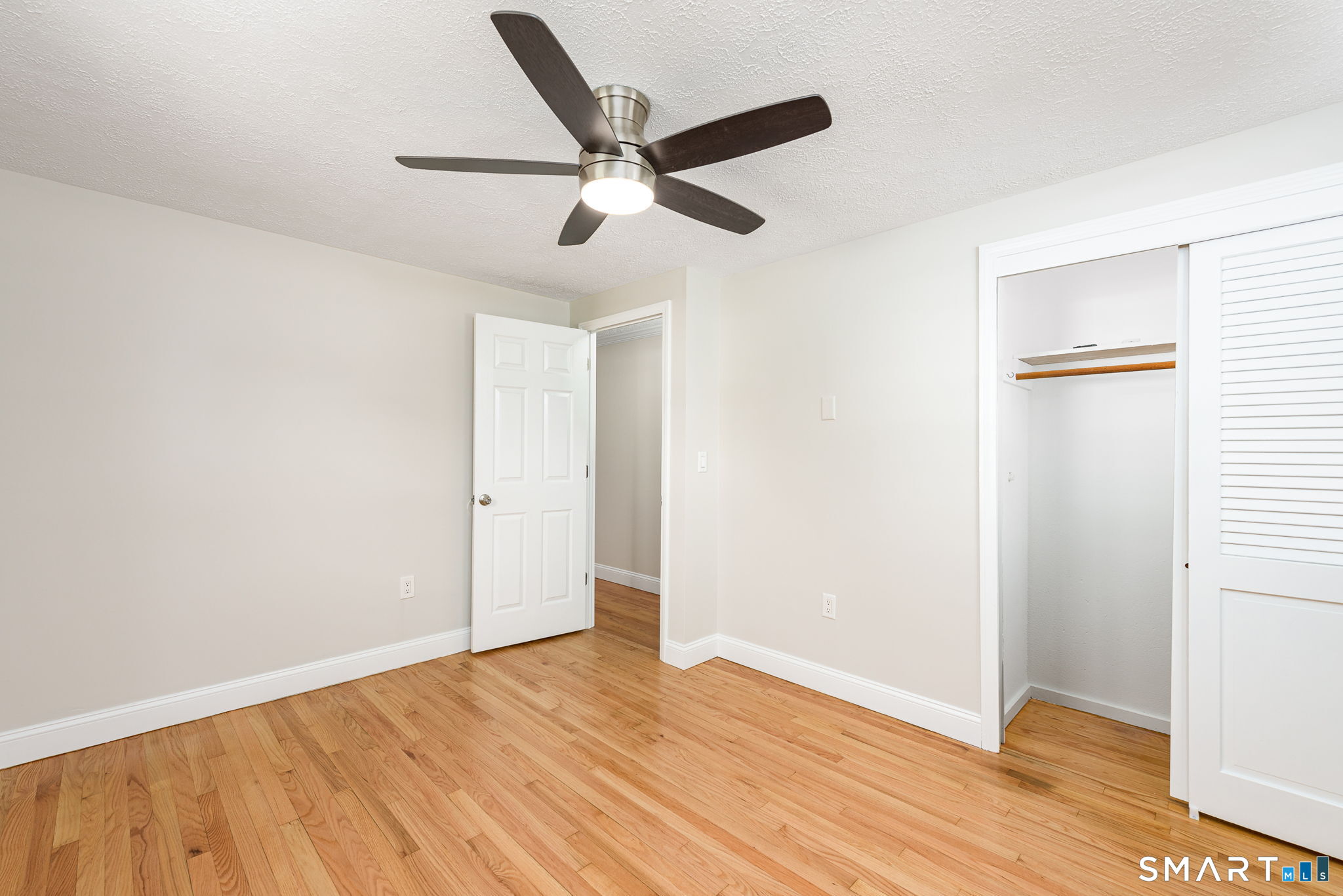 46 Sapphire Street photo 17