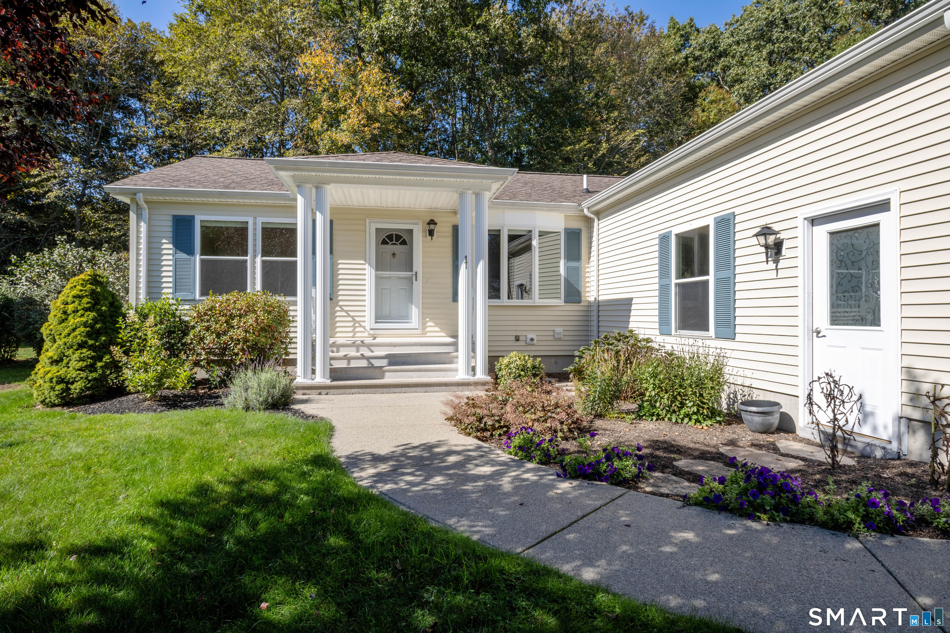 Photo 4 of Single family home for sale at 17 Wyndwood Rd, Uncasville, CT 06382 | MLS# 24211228 | Listing updated on 2026-10-07
