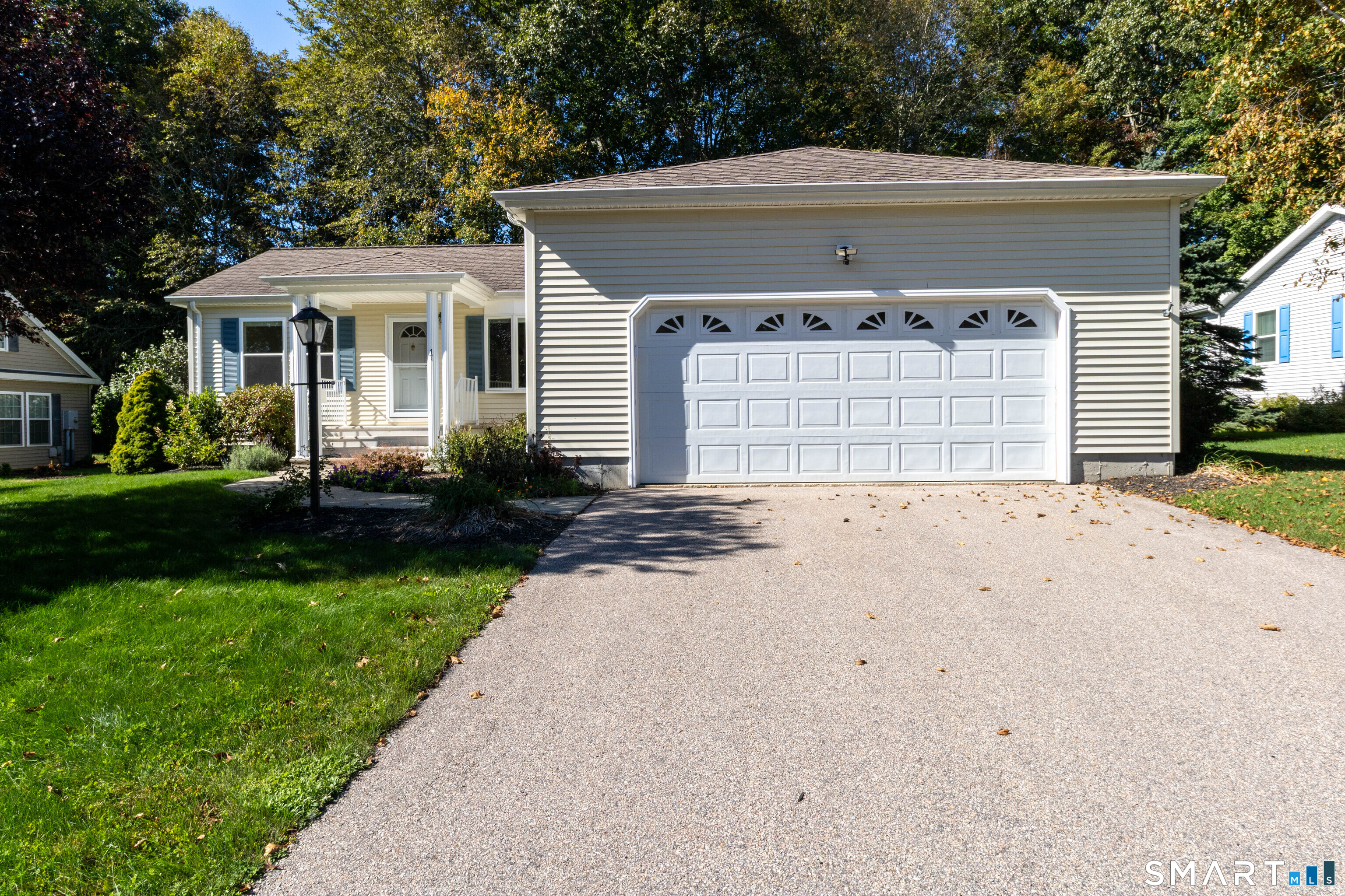 17 Wyndwood Road, Uncasville, Montville, CT 06382