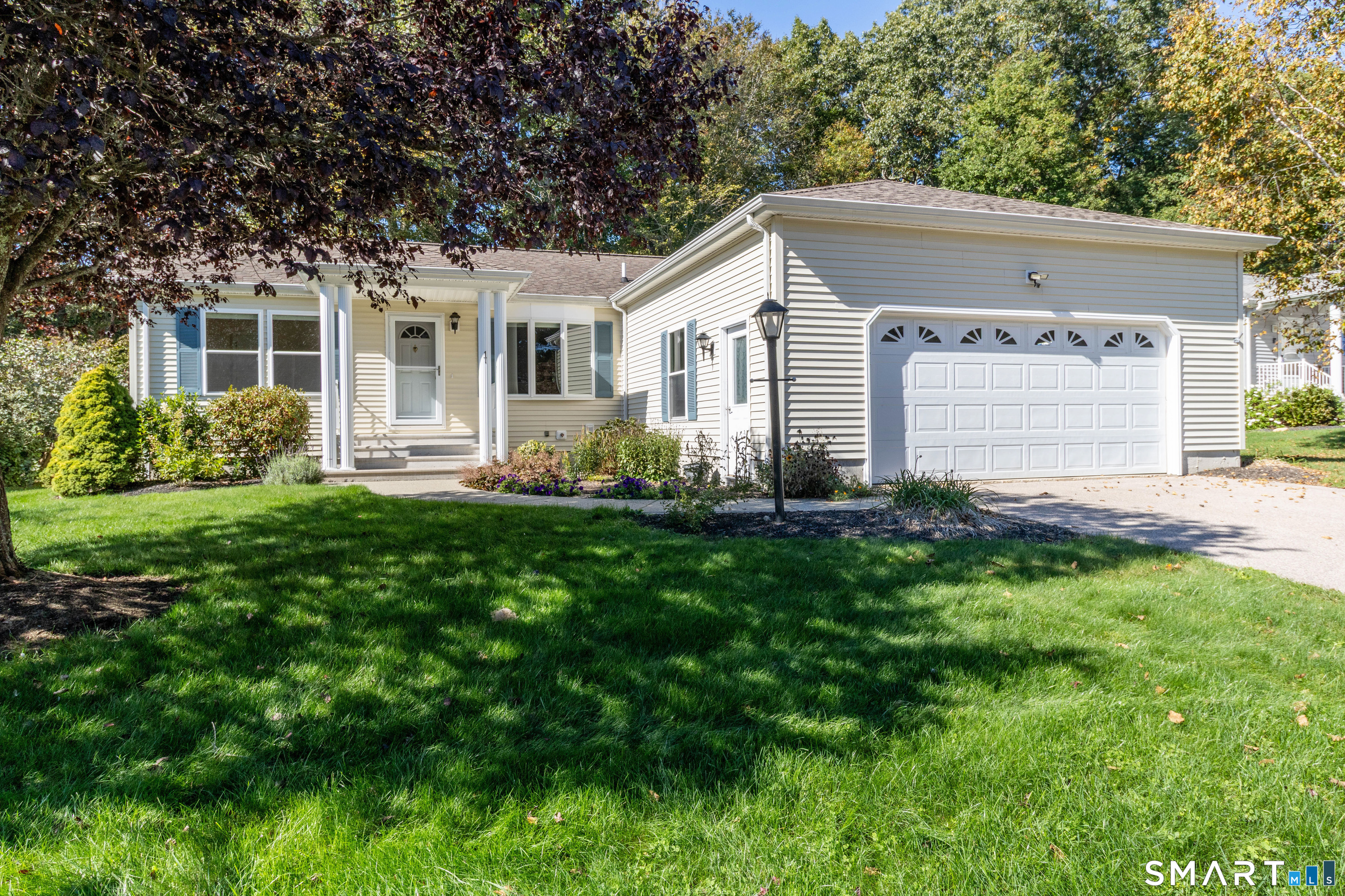 17 Wyndwood Road, Uncasville, Montville, CT 06382