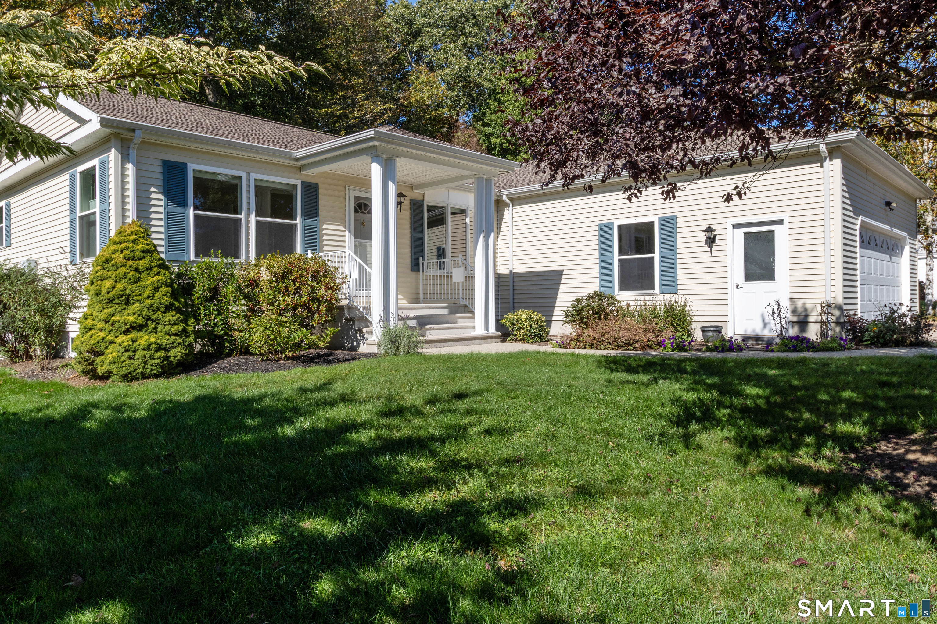 17 Wyndwood Road, Uncasville, Montville, CT 06382