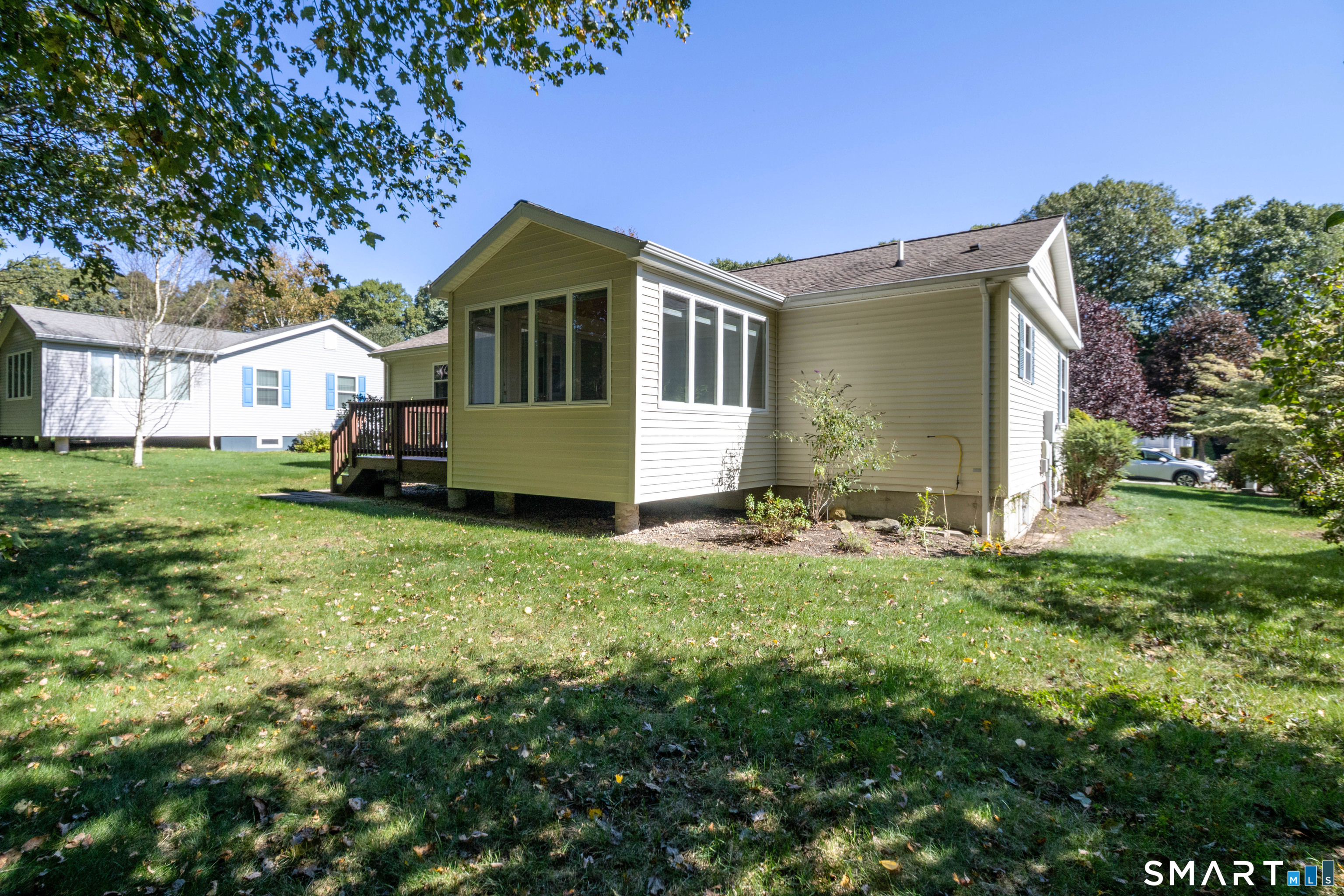 17 Wyndwood Road, Uncasville, Montville, CT 06382