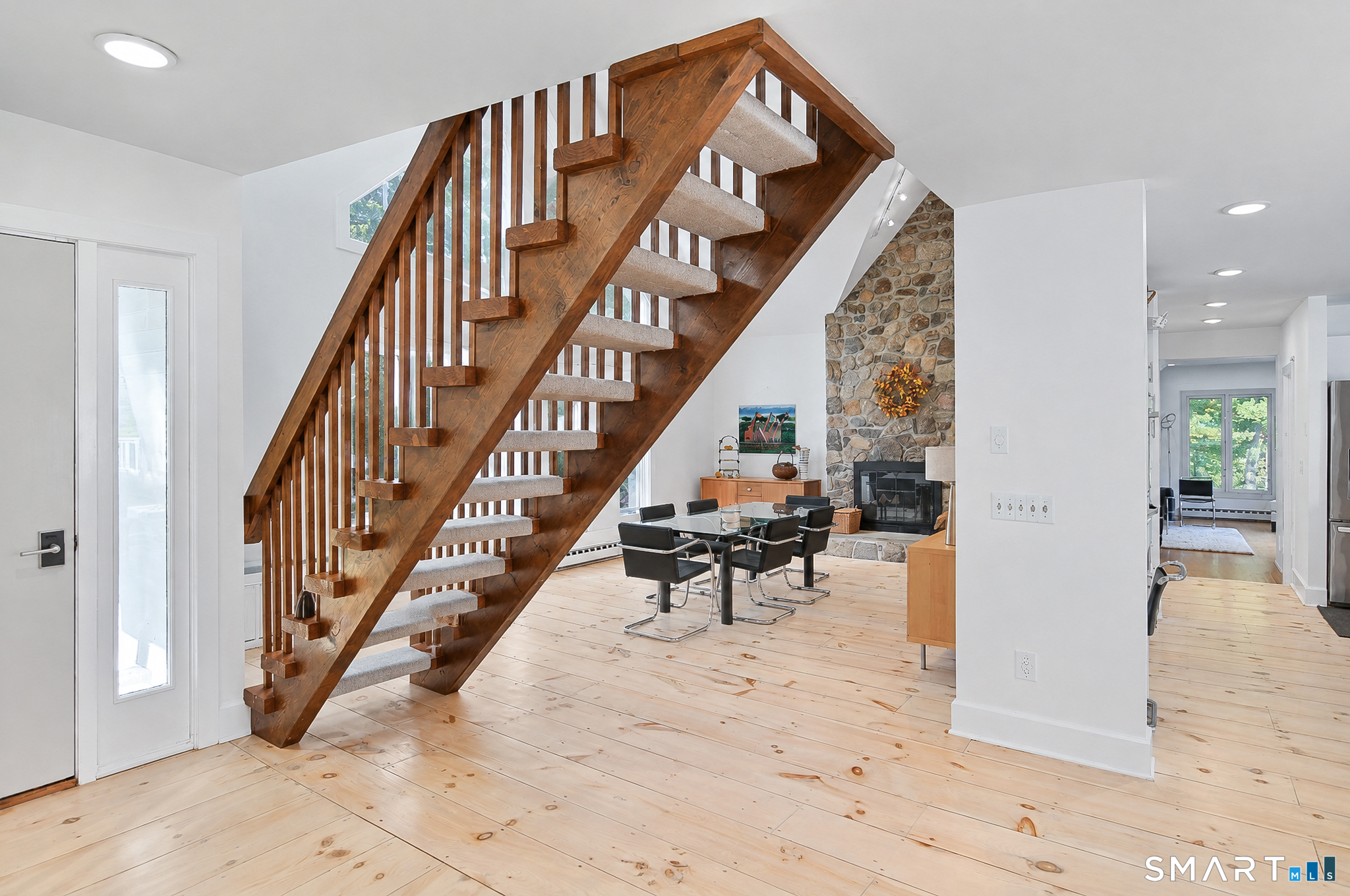 Foto 6 de Casa en venta en 2 Hopewell Road, Newtown, CT — $895,000