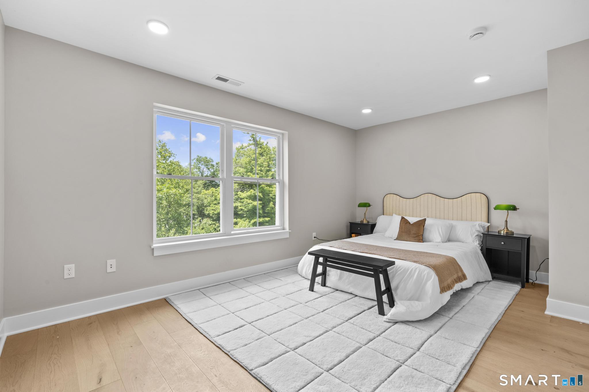 61 West Street, #15, Middletown, CT 06457
