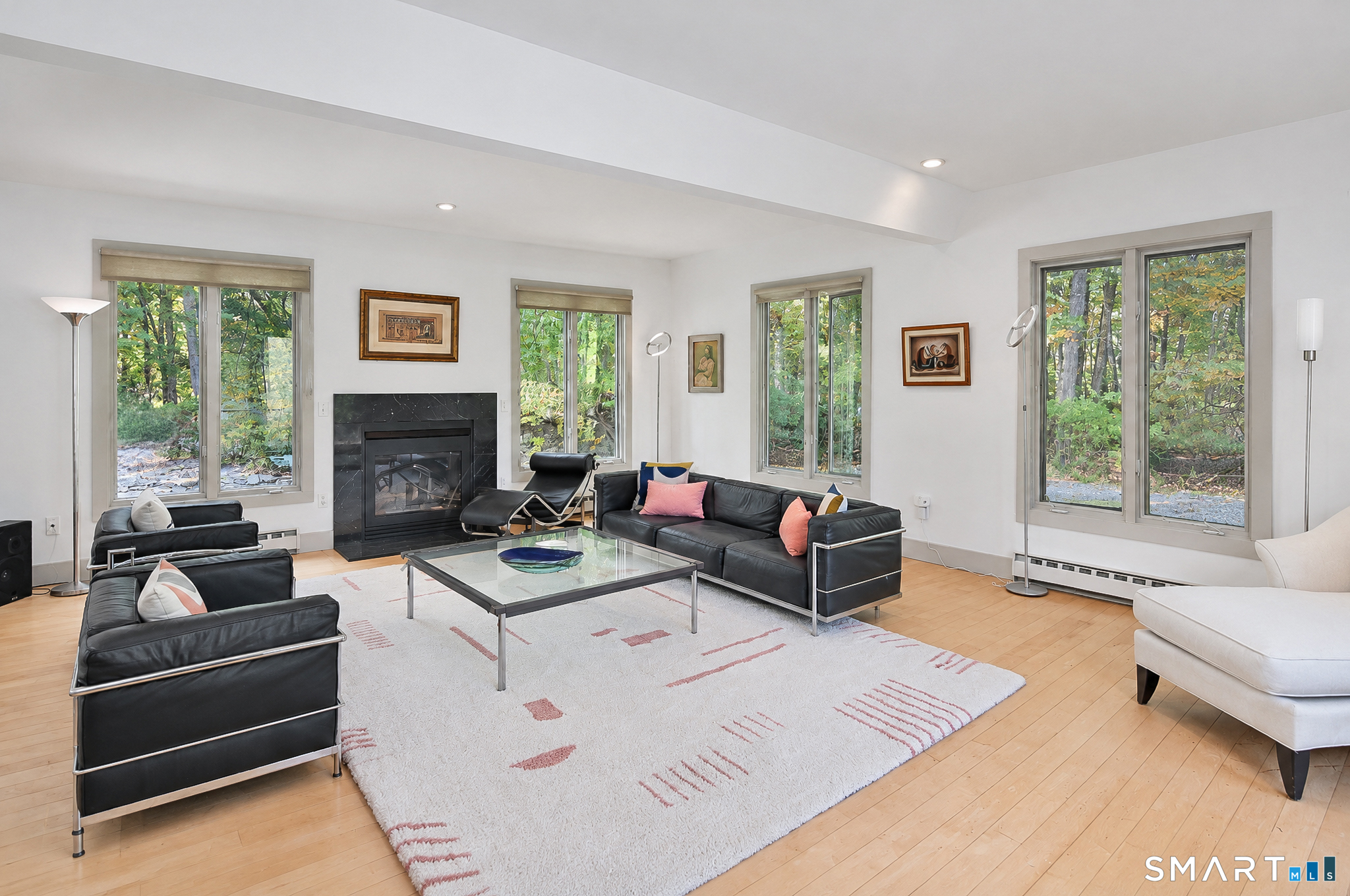 Foto 7 de Casa en venta en 2 Hopewell Road, Newtown, CT — $895,000