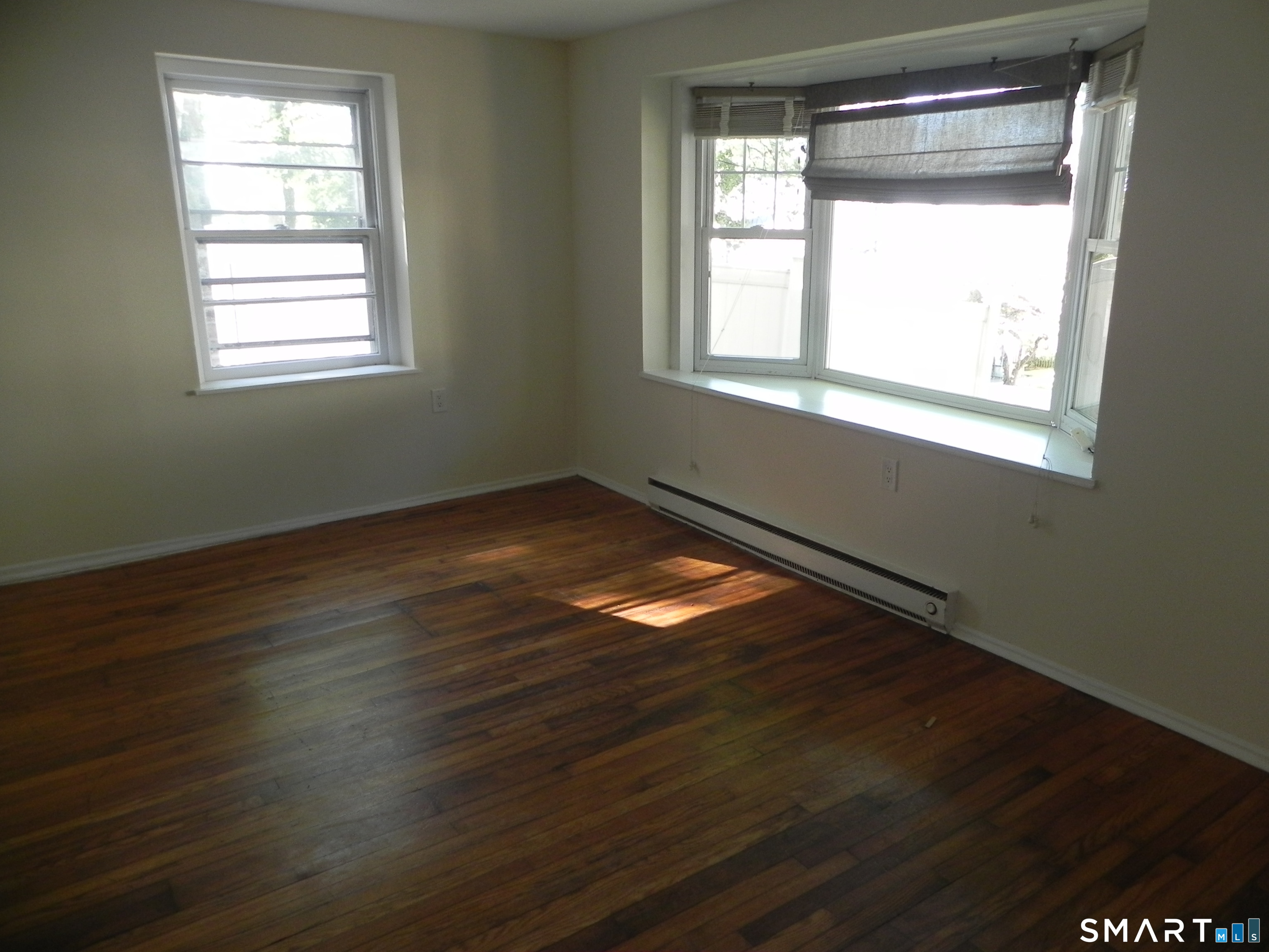 Foto 7 de Apartamento en renta en 74 Ohio Ave Extension #1, Norwalk, CT — $2,600/mes