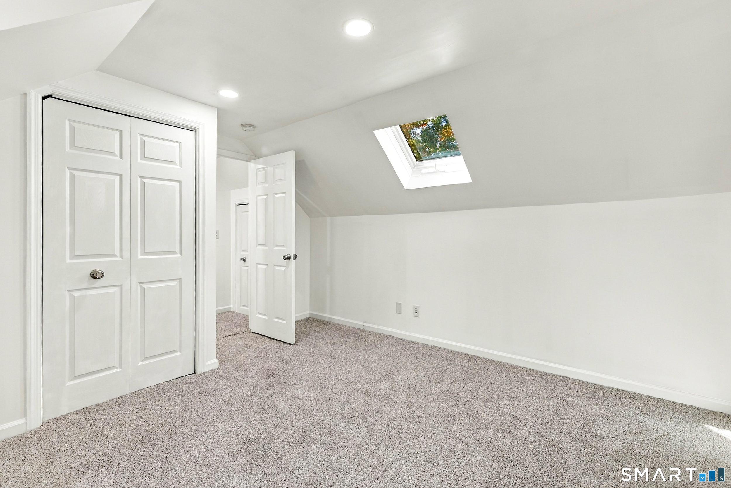 46 Morgan Avenue photo 19