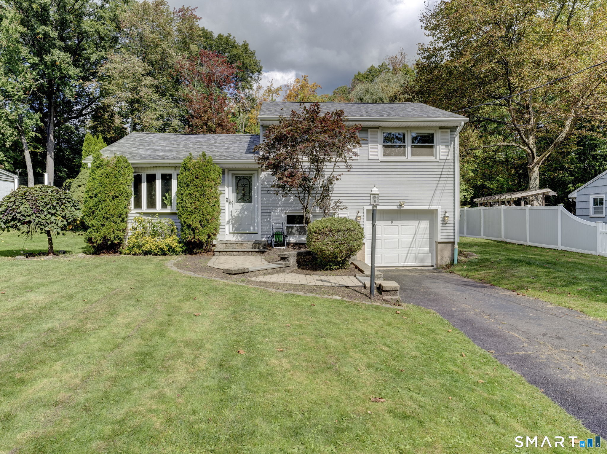 Photo 1 of Single family home for sale at 10 Shady Dr, Wallingford, CT 06492 | MLS# 24212538 | Listing updated on 2026-10-07