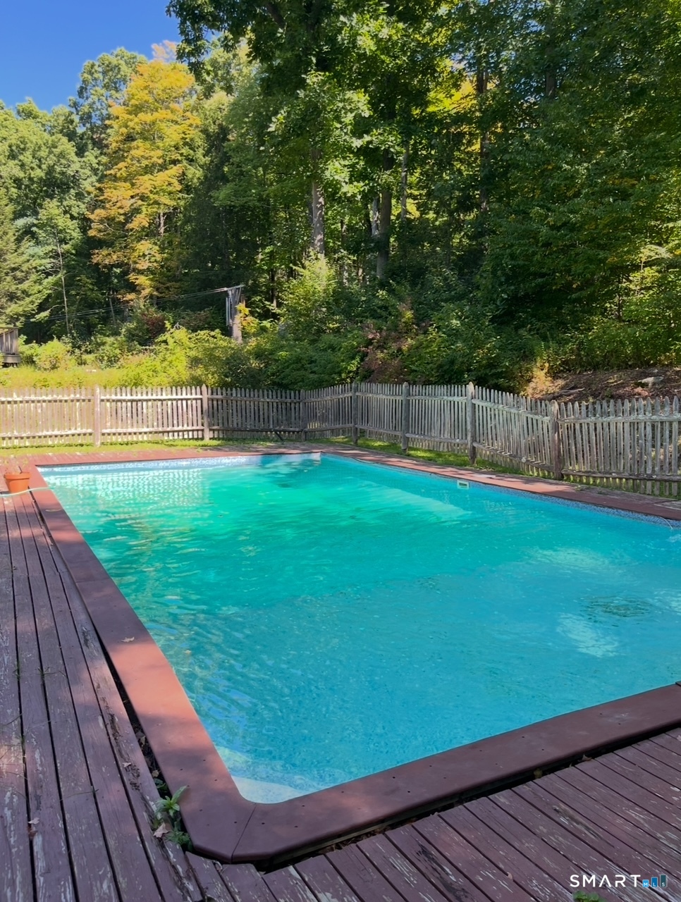 290 Torrington Road photo 32