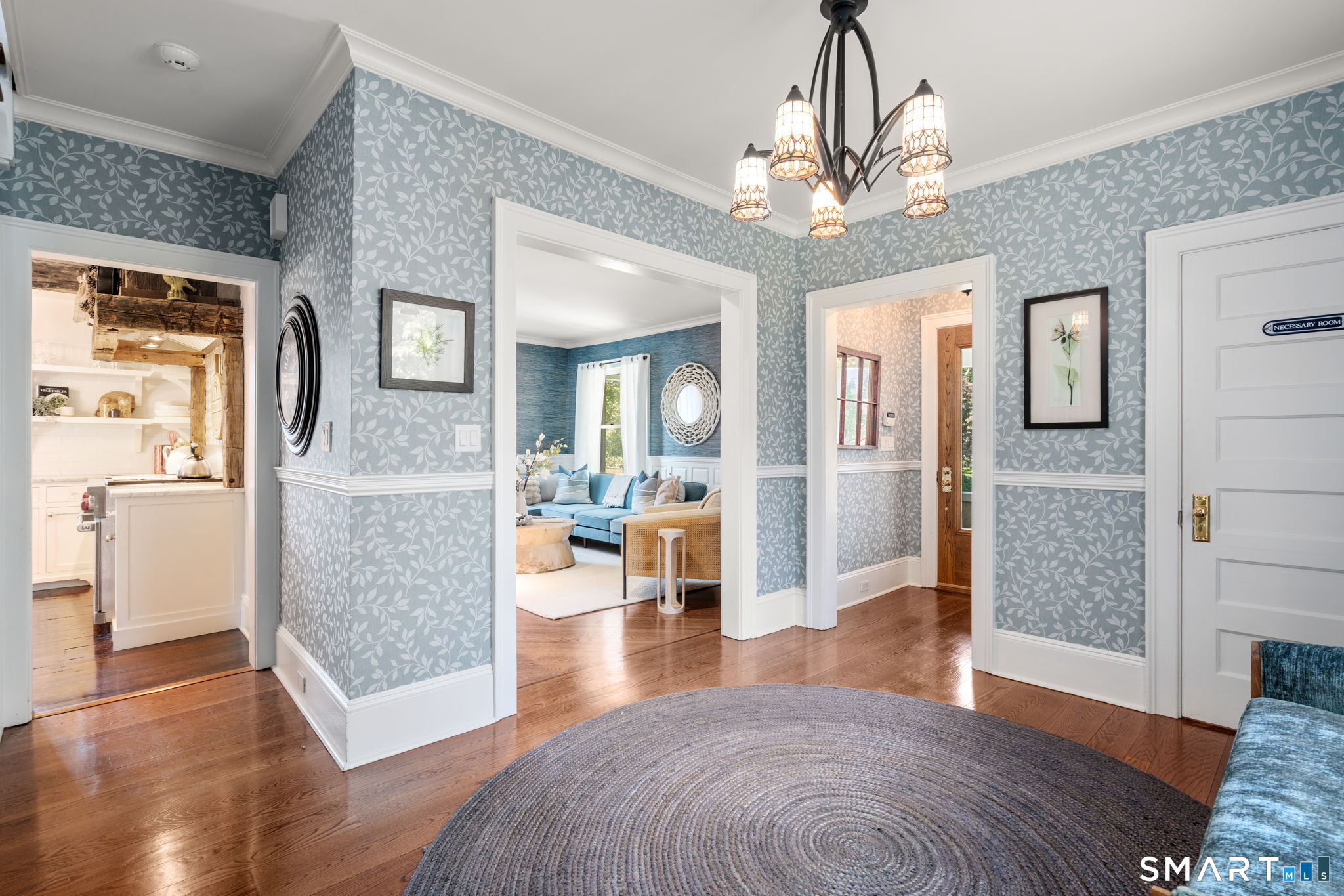 Foto 8 de Casa en venta en 25 Tremont Avenue, Stamford, CT — $875,000