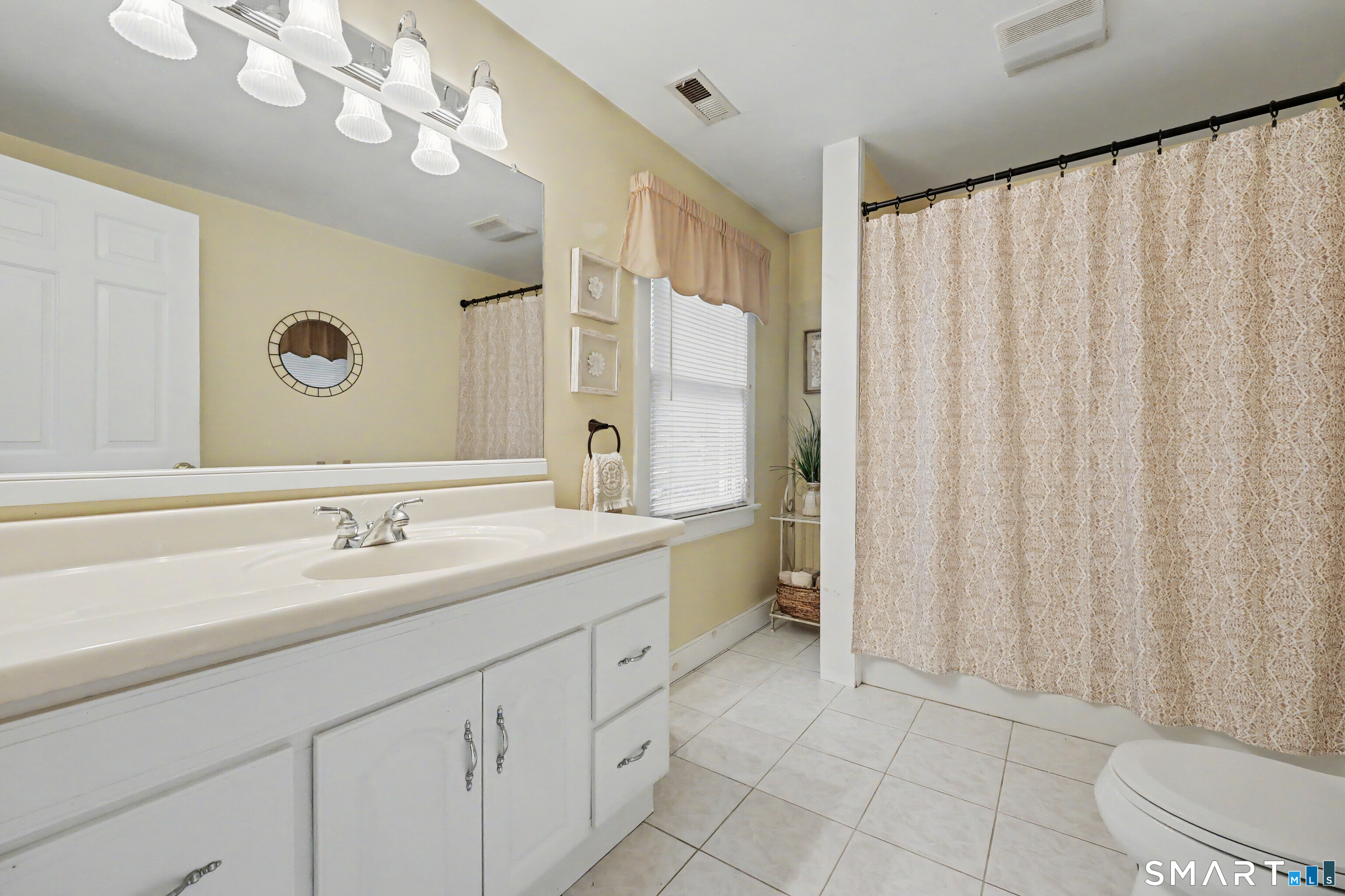 Upper Level Bathroom
