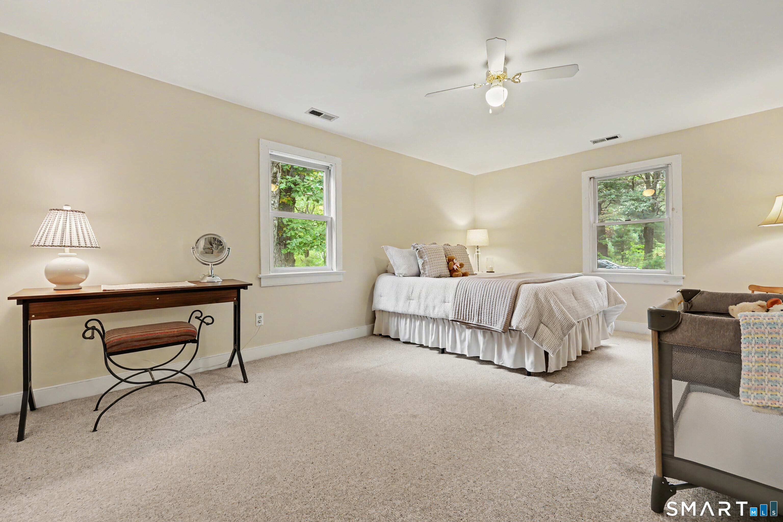 Upstairs Bedroom #2