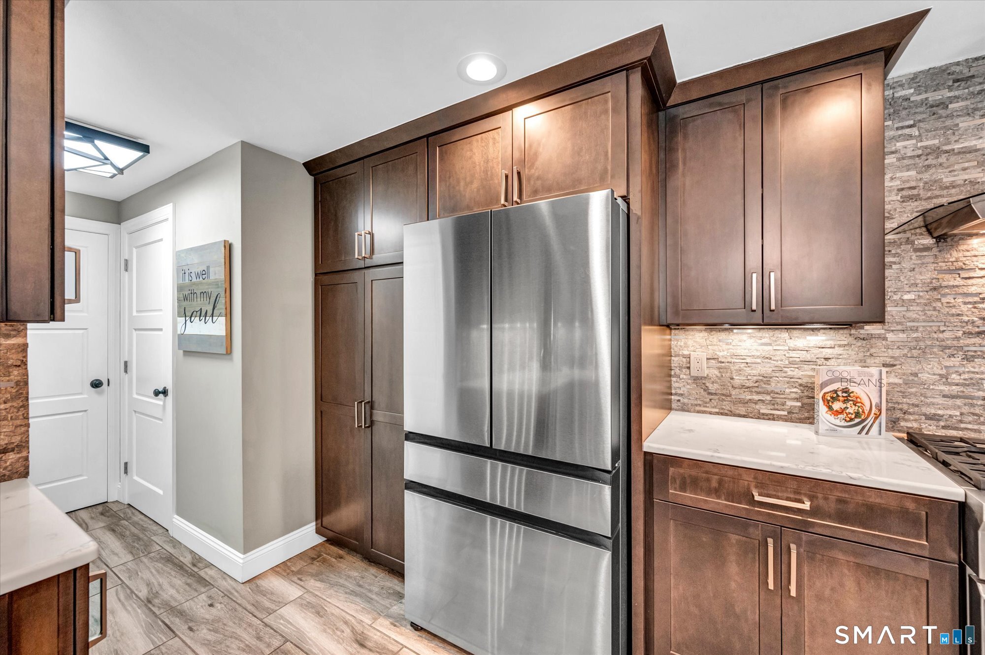60 Kilbourne Avenue photo 29