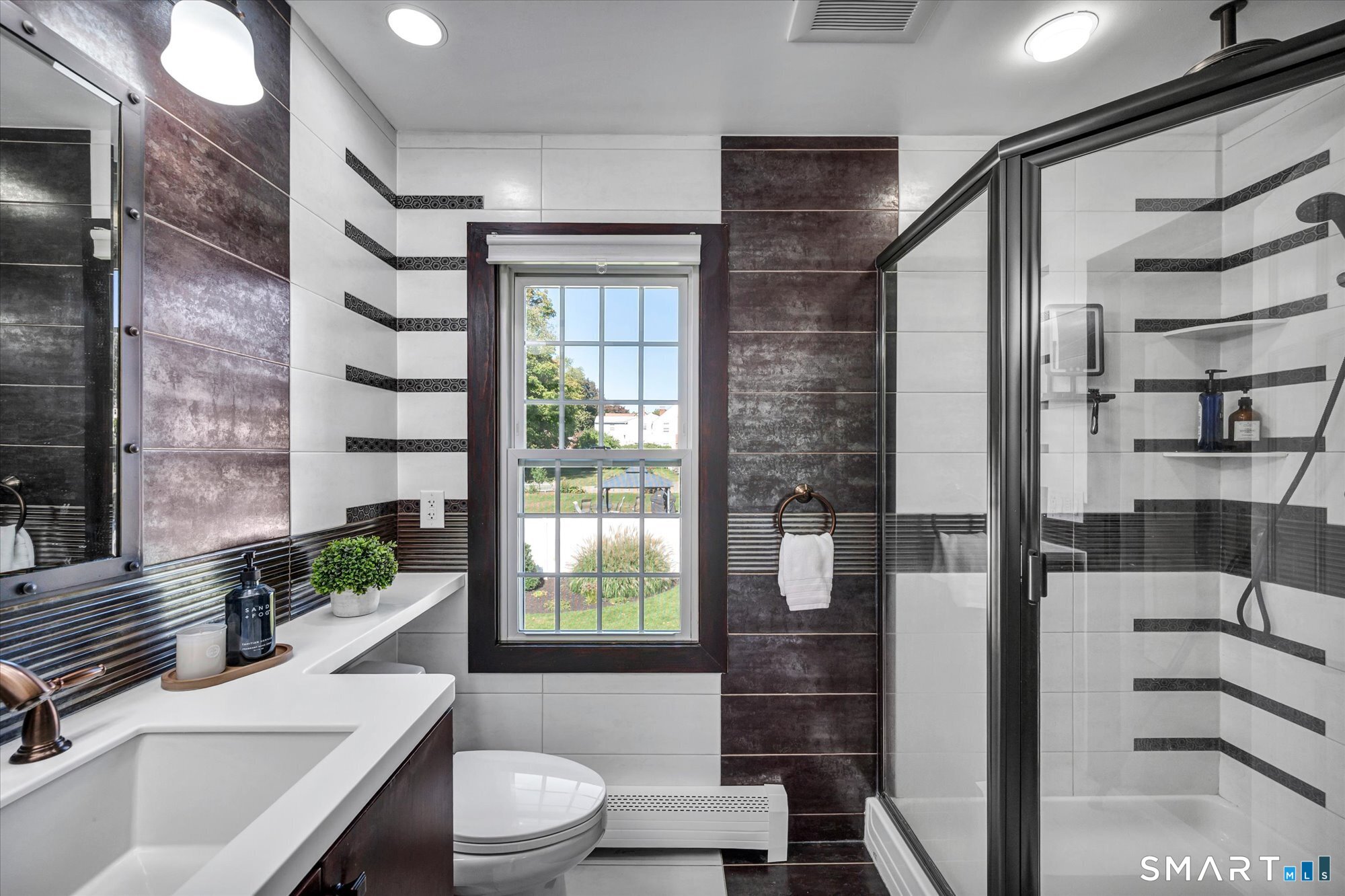 60 Kilbourne Avenue photo 32