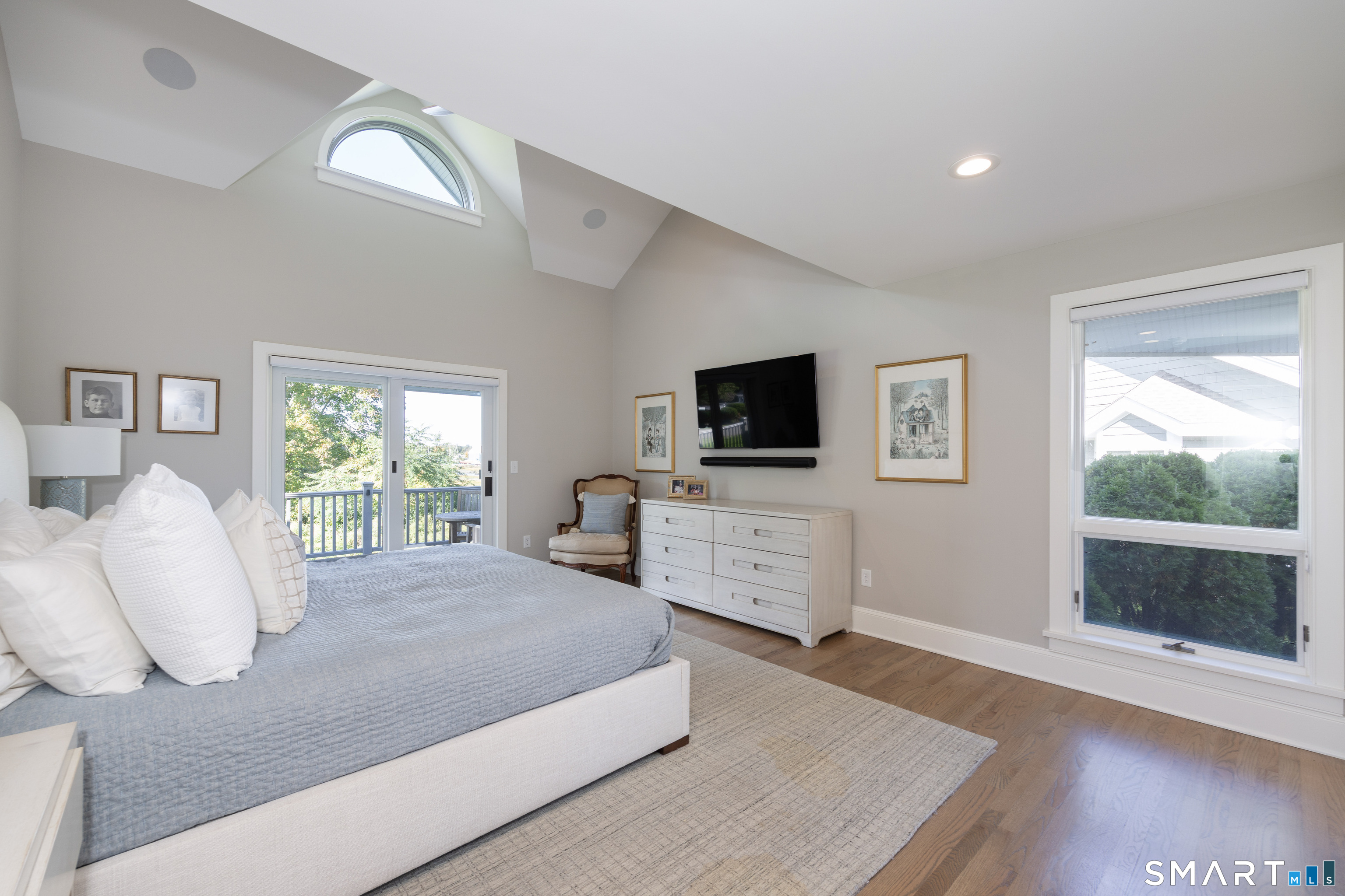 15 Linden Shores, #15, Pawson Park, Branford, CT 06405