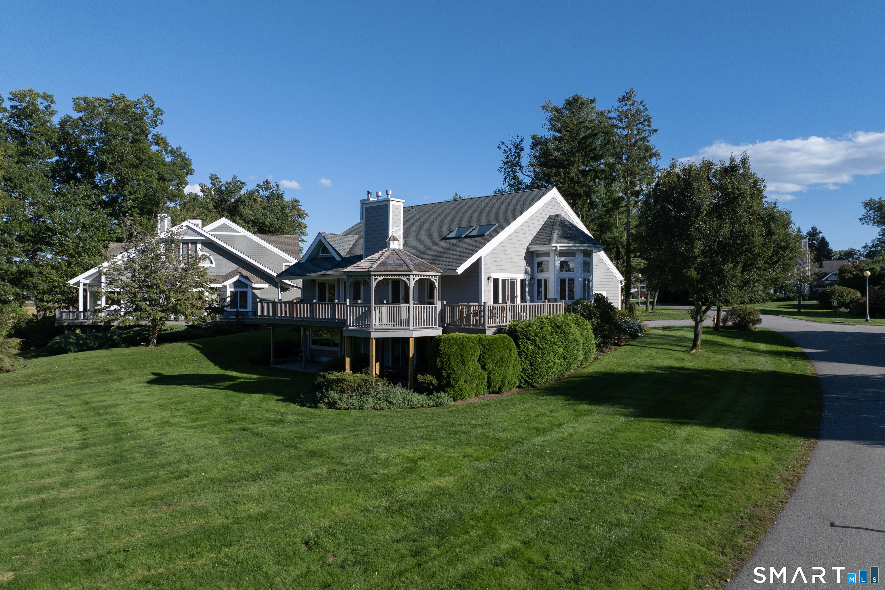 15 Linden Shores, #15, Pawson Park, Branford, CT 06405