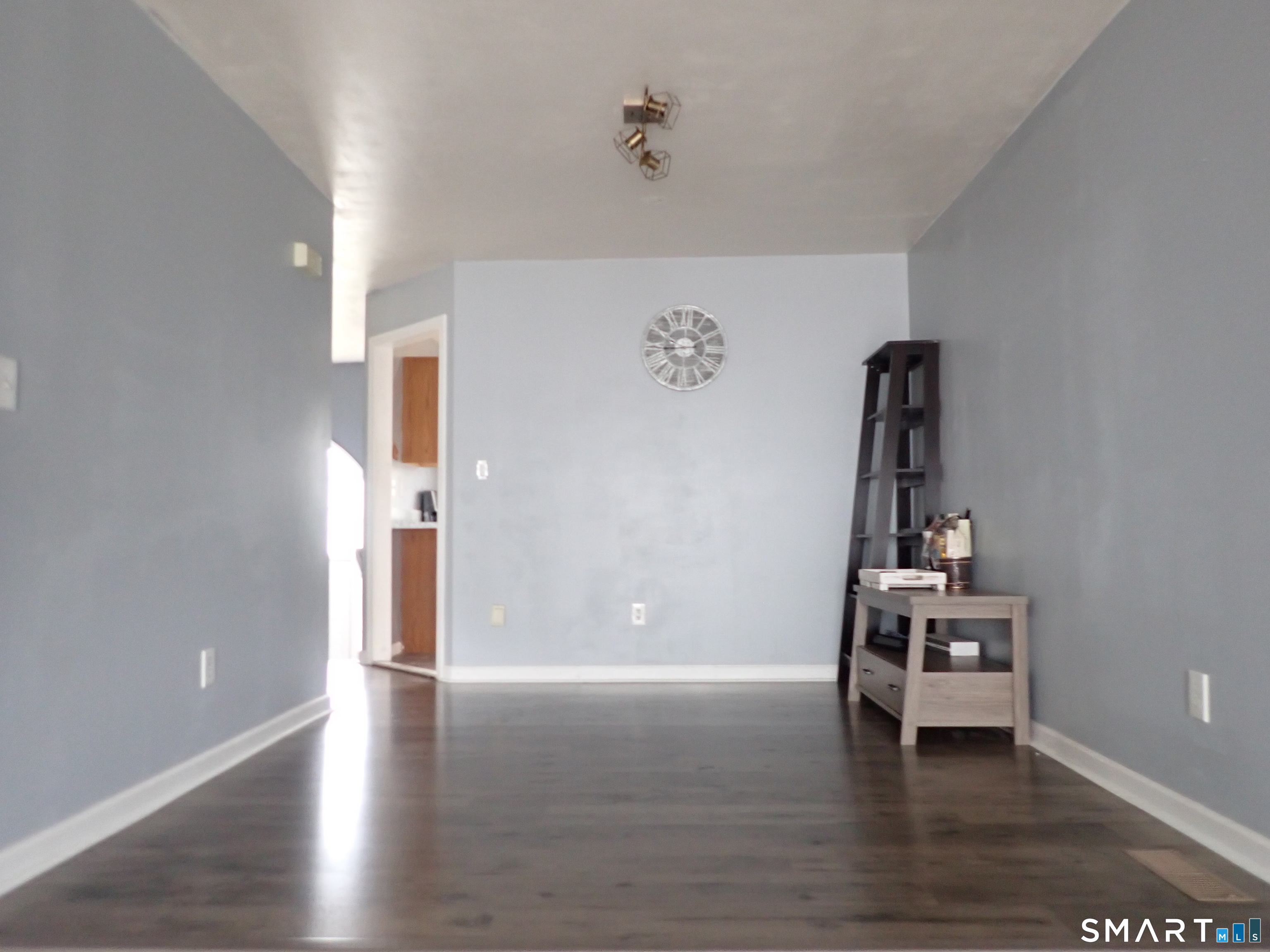 Foto 6 de Condominio en venta en 2612 North Avenue #A6, Bridgeport, CT — $380,000