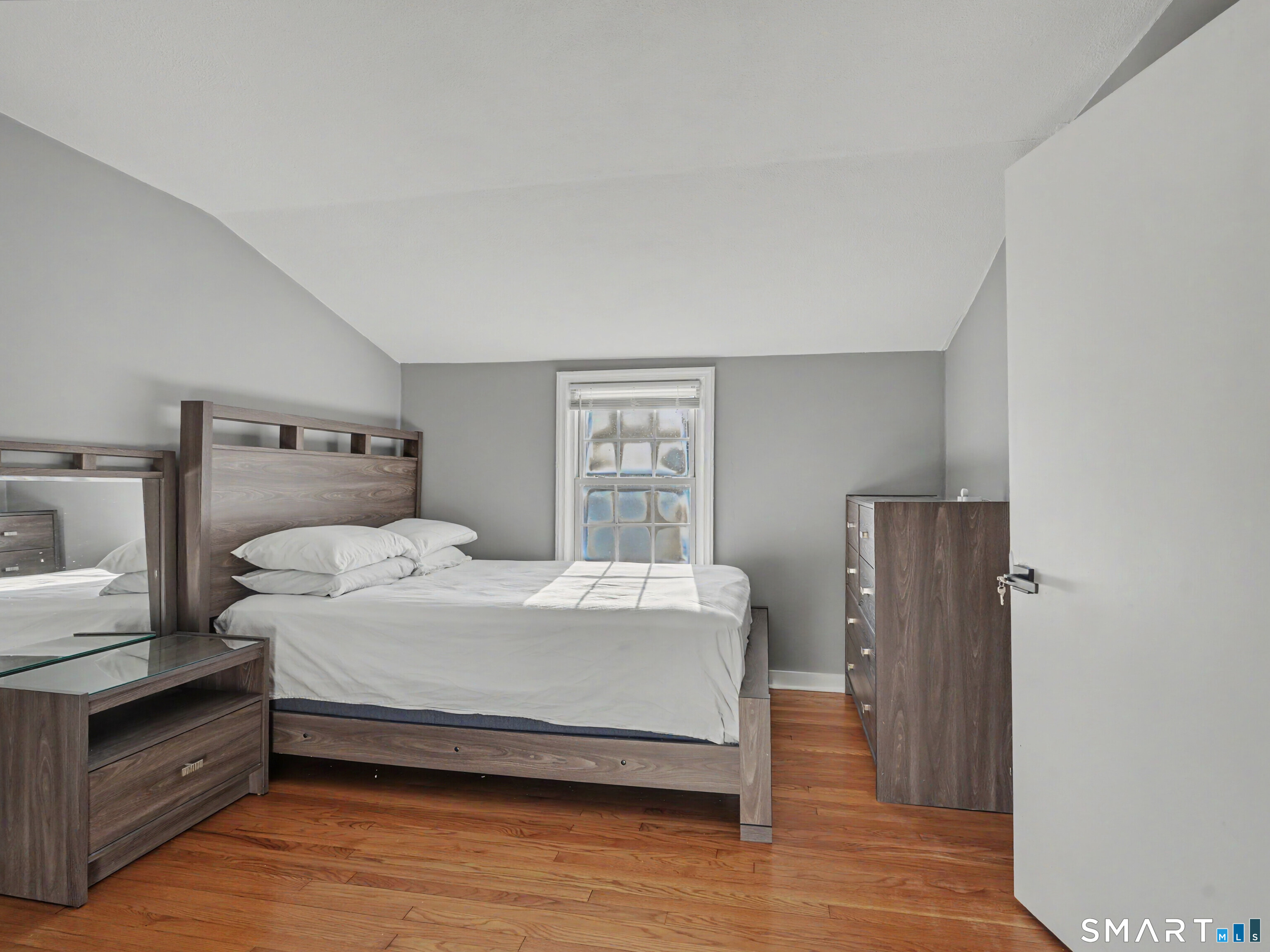 21 Van Buskirk Avenue photo 16