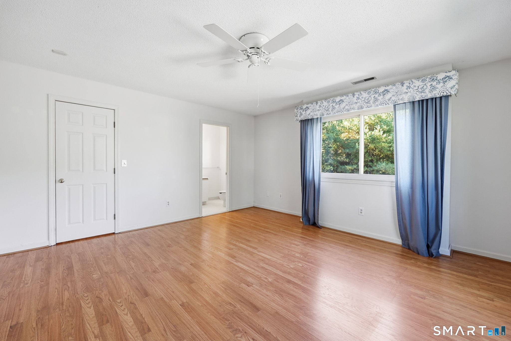 137 Foxboro Drive Unit #137 photo 27