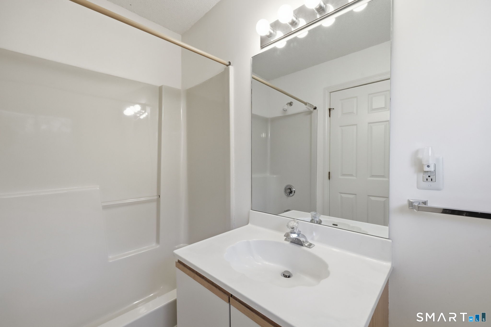 137 Foxboro Drive Unit #137 photo 30