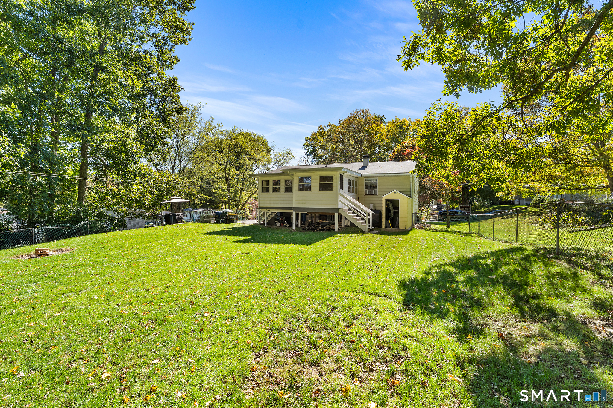 17 Cartridge Trail, Ledyard, CT 06339
