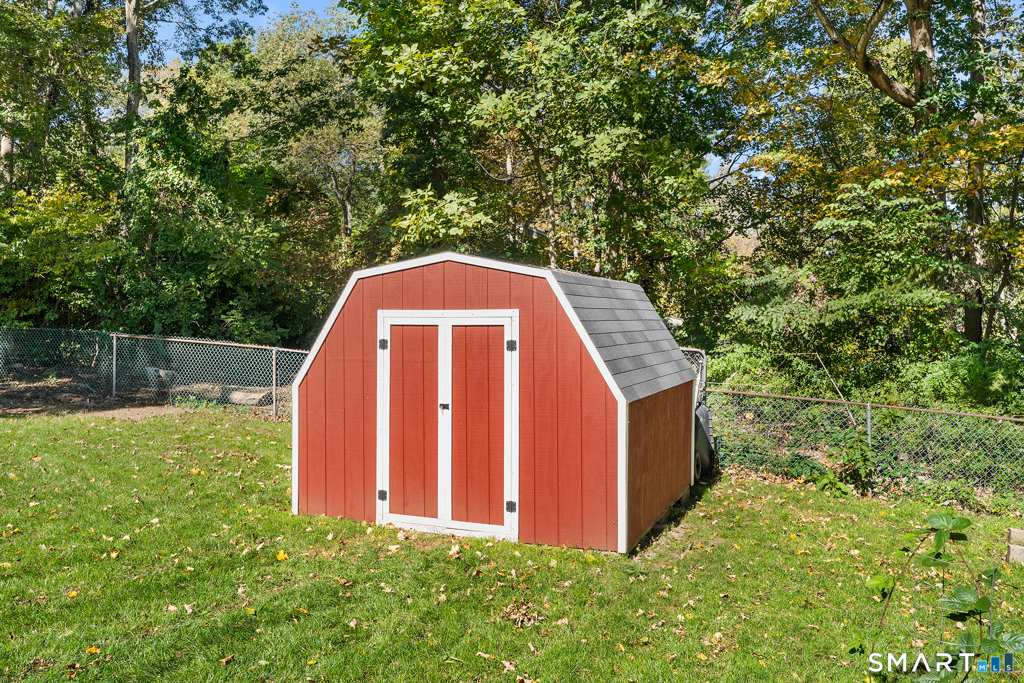 17 Cartridge Trail, Ledyard, CT 06339