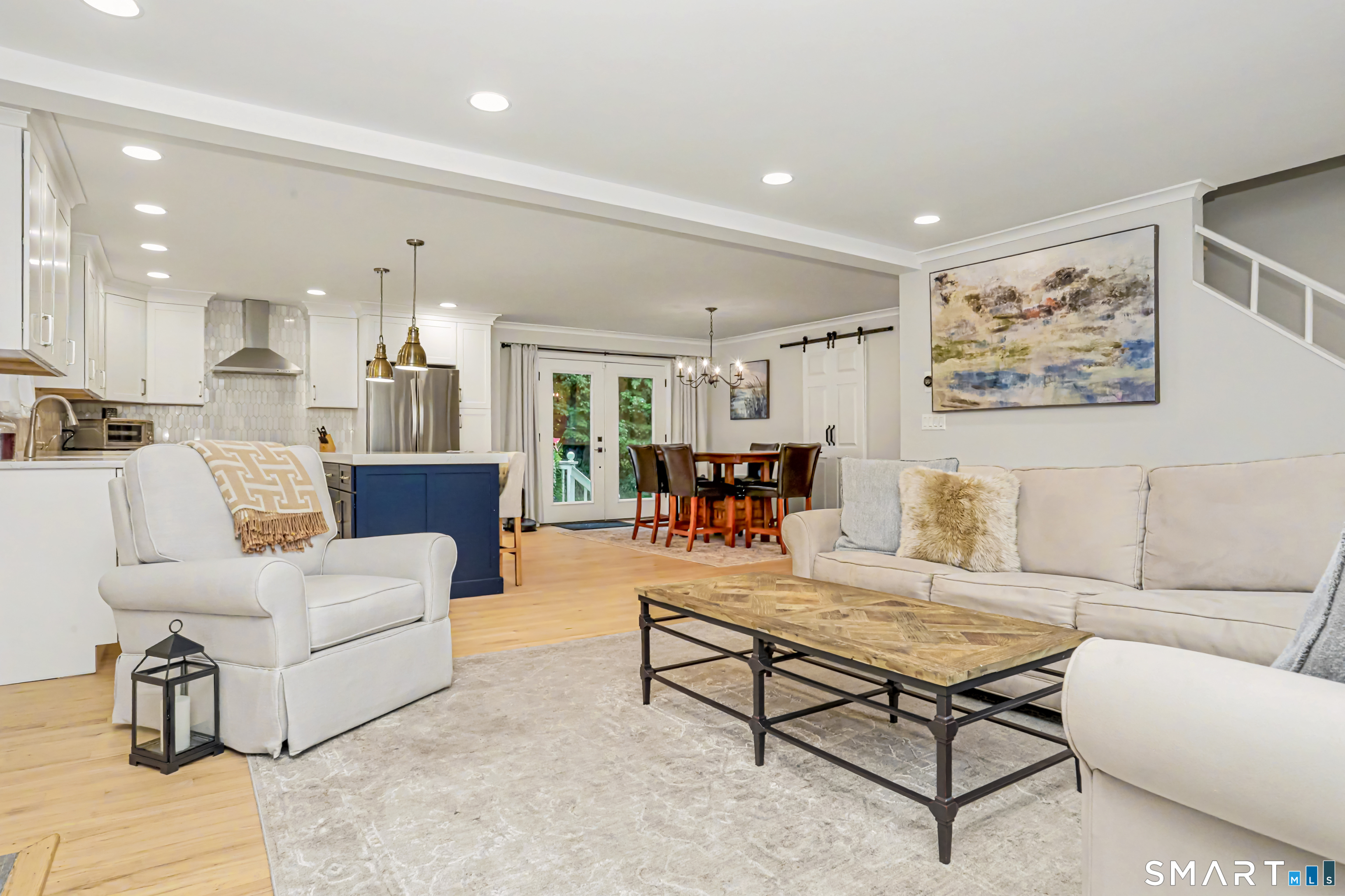 25 Westview photo 14