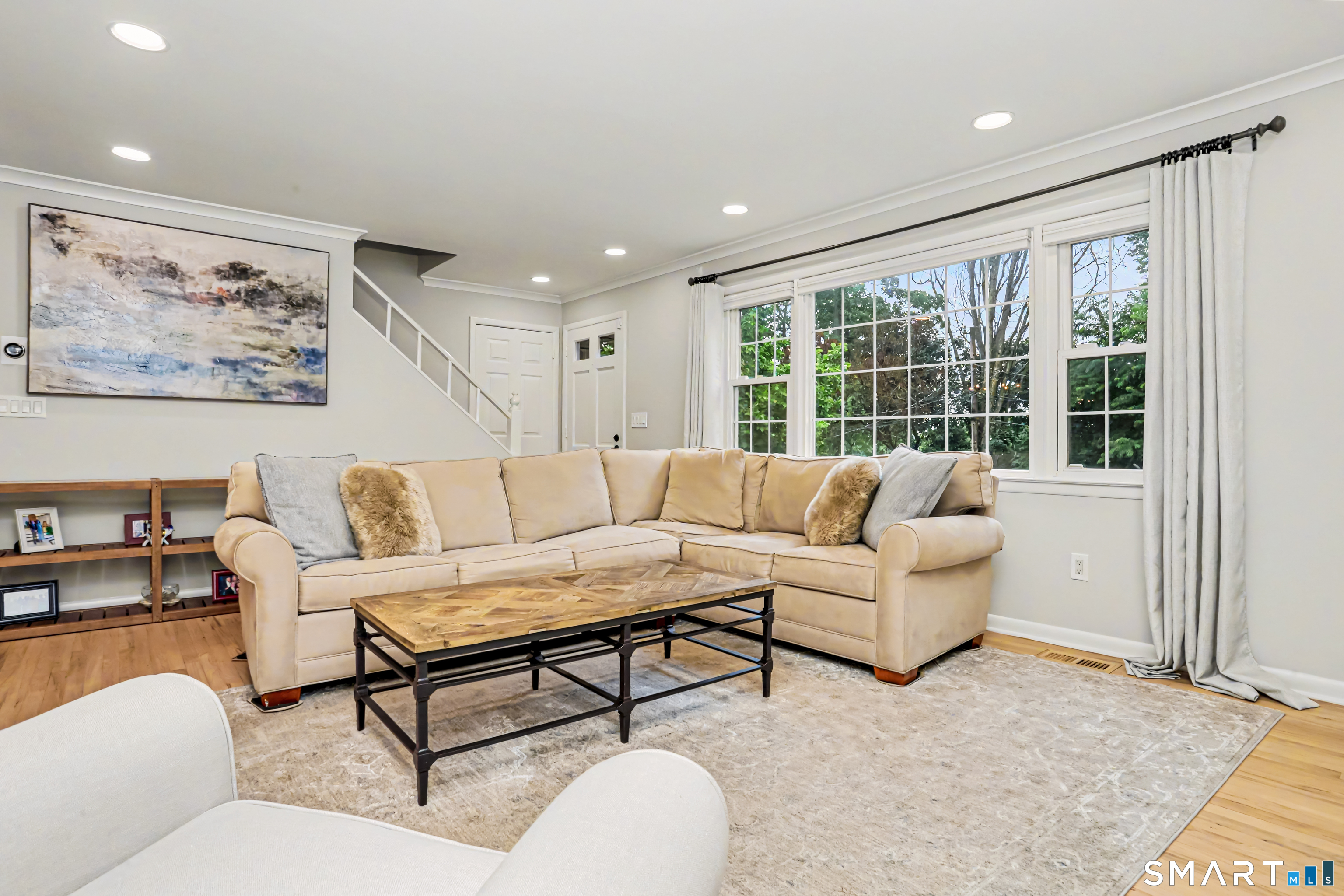 25 Westview photo 12