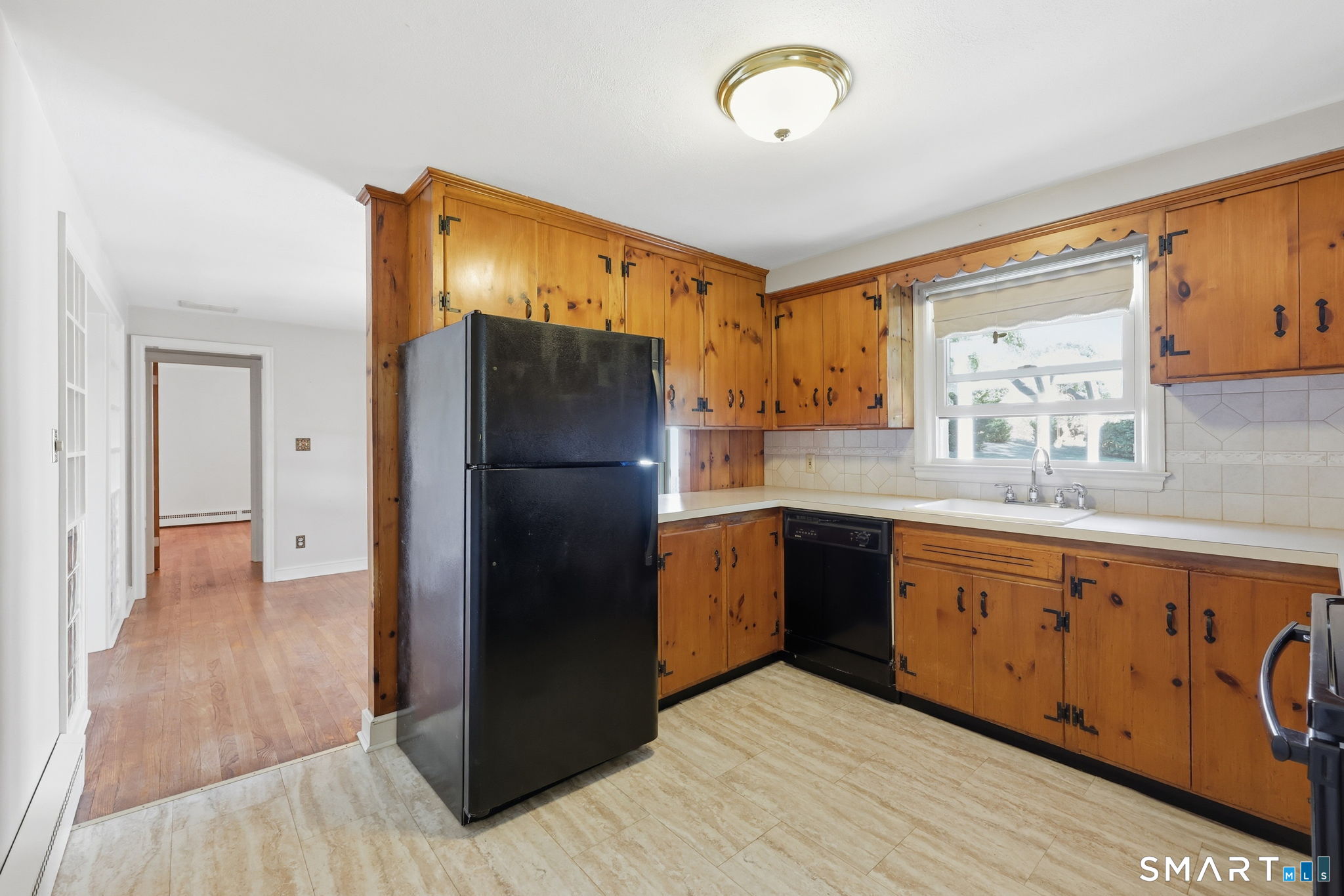 131 Avery Street photo 11