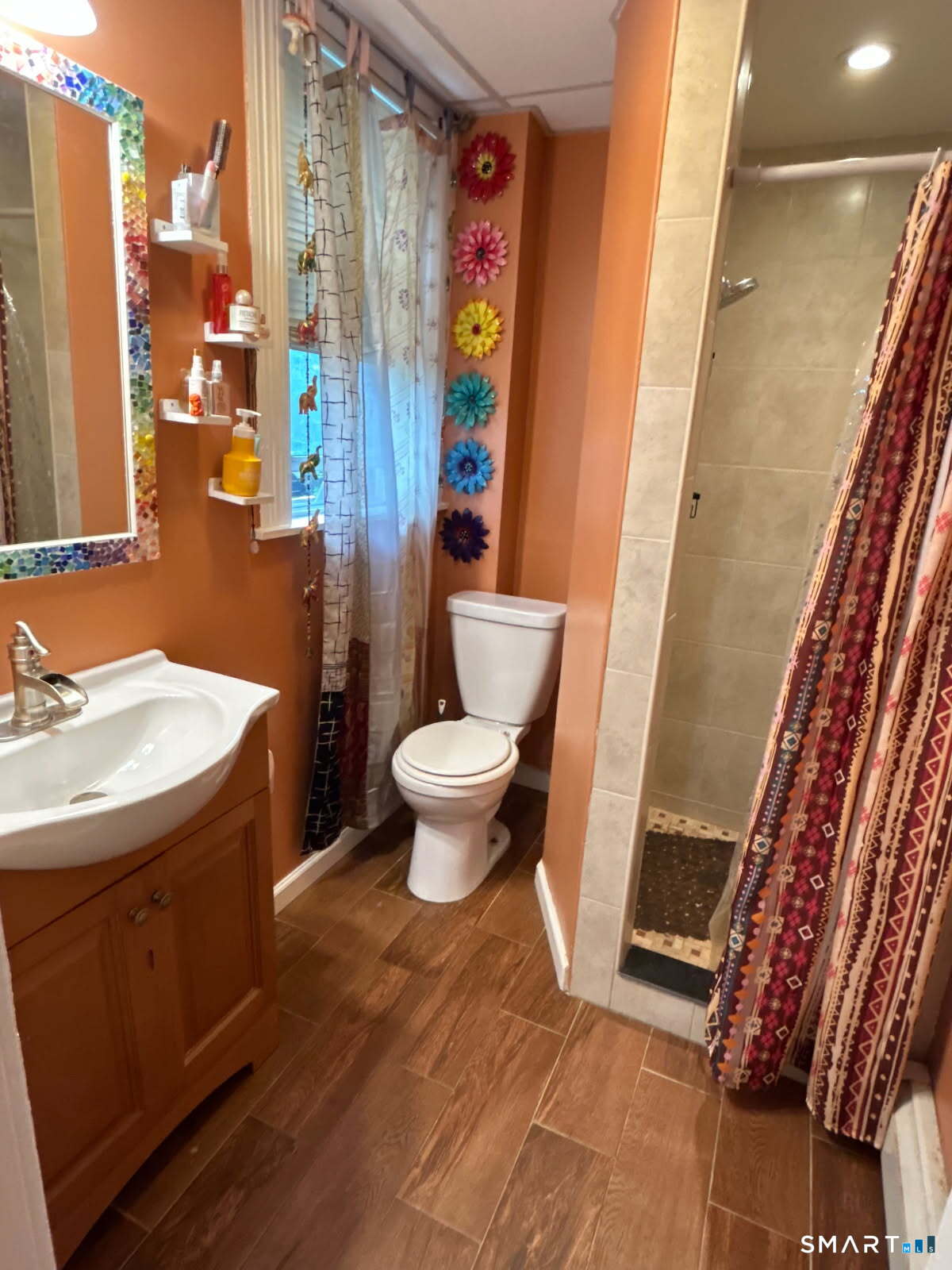 First floor bathroom off of double parlor