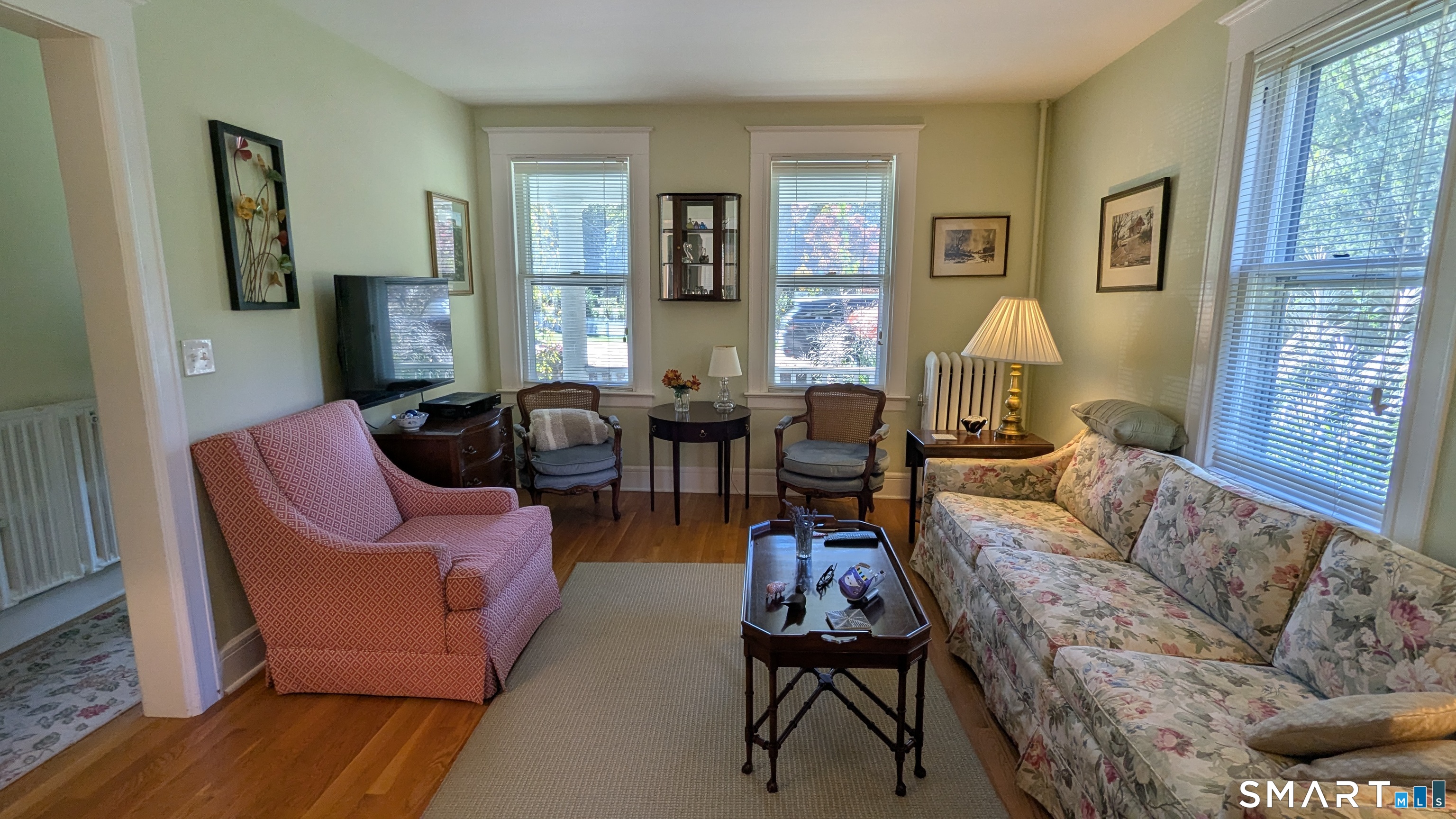 Foto 9 de 2 familias en venta en 29-33 Bridge Street, Westport, CT — $1,999,999