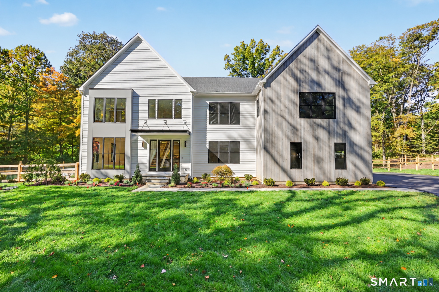 96 Old Highway, Wilton, Connecticut photo 1
