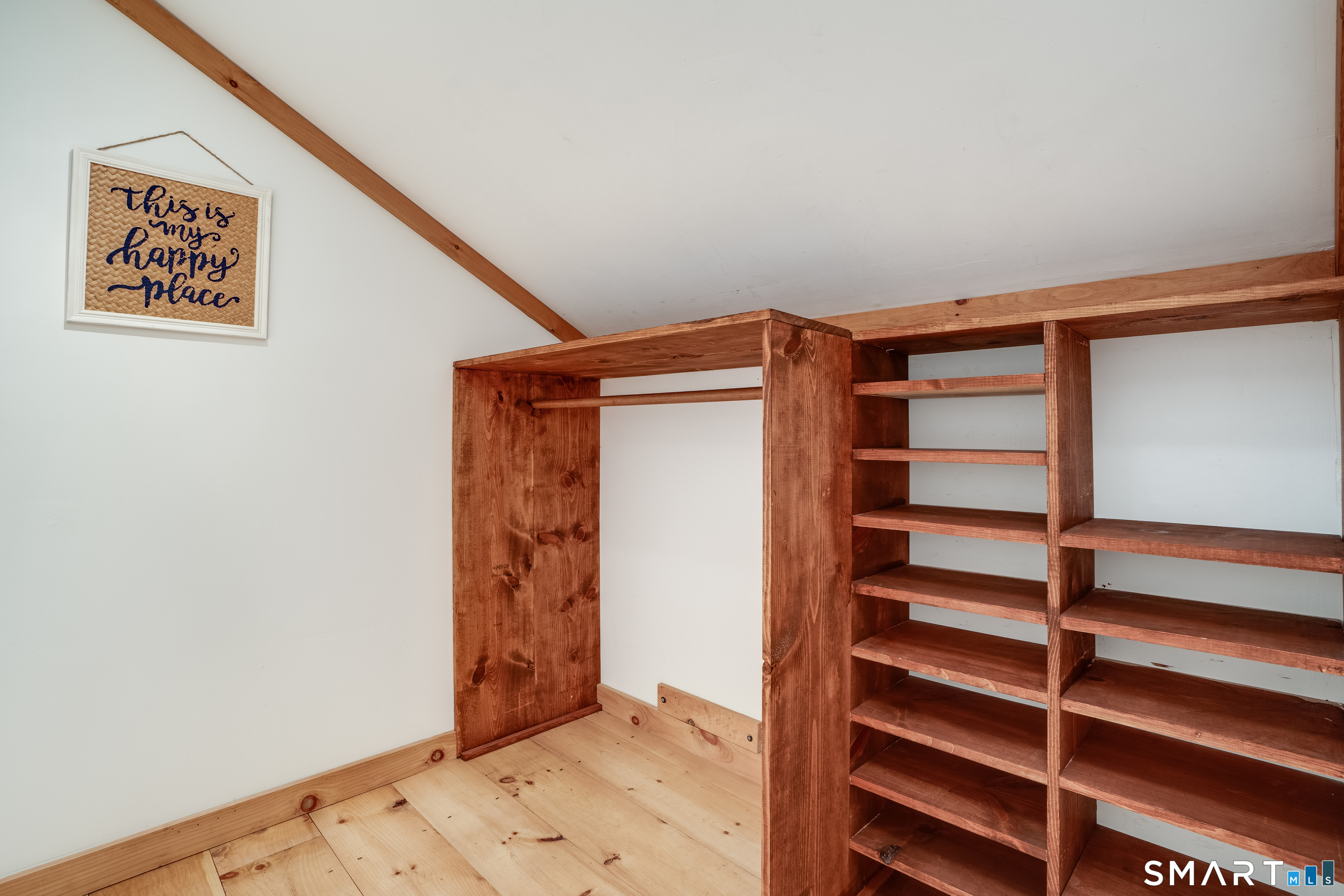 11 Bogel Road, East Haddam, CT 06423