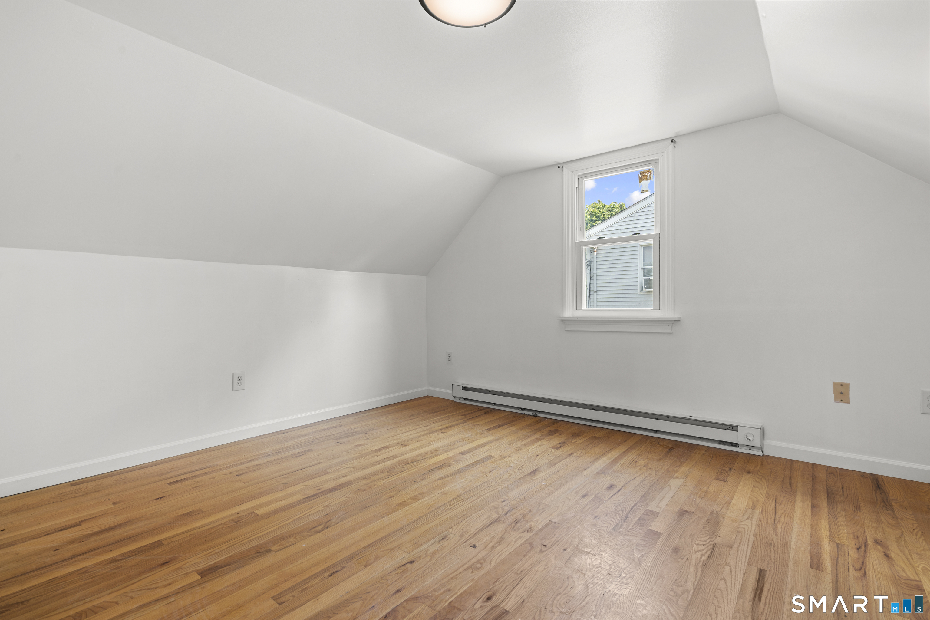 40 Hakim St photo 19