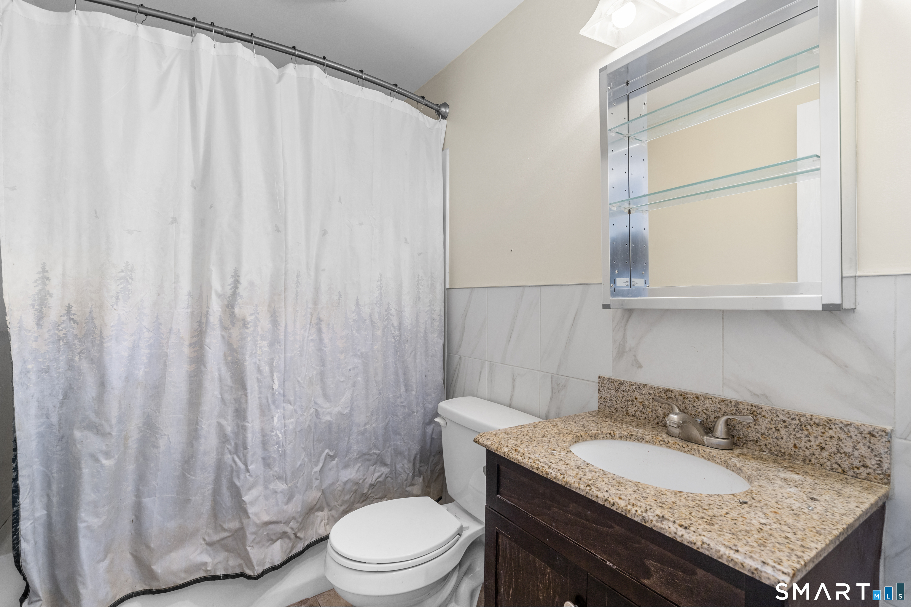 40 Hakim St photo 23