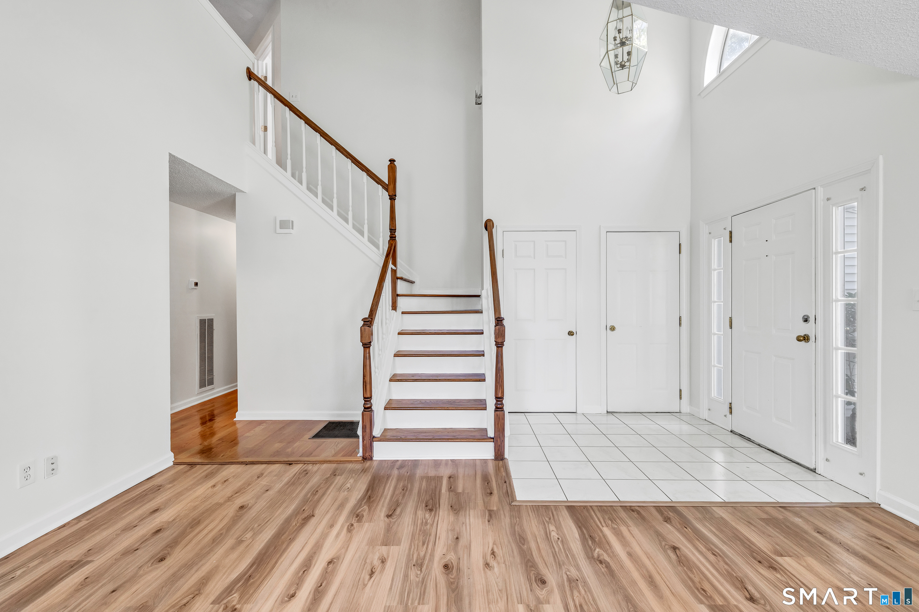 Foto 6 de Condominio en renta en 16 Rivendell Drive #16, Shelton, CT — $3,550/mes