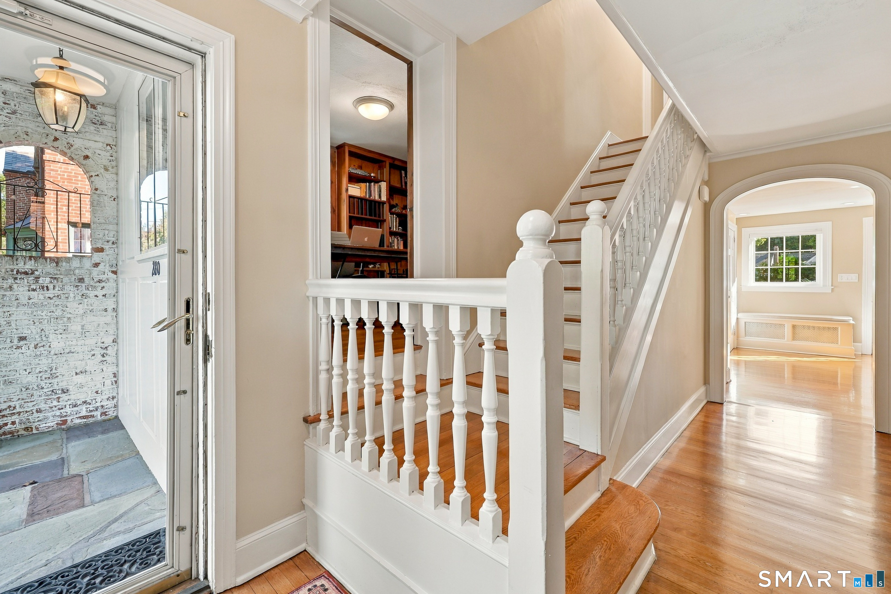 Photo 3 of Single family home for sale at 280 Steele Rd, West Hartford, CT 06117 | MLS# 24209322 | Listing updated on 2026-10-09