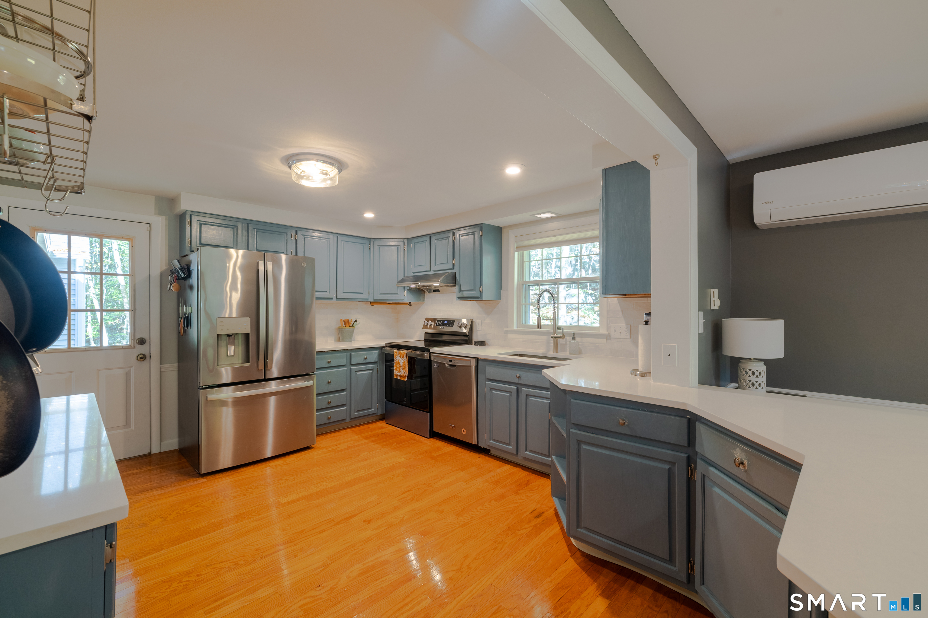 43 Whitney Road, Mystic, Groton, CT 06355