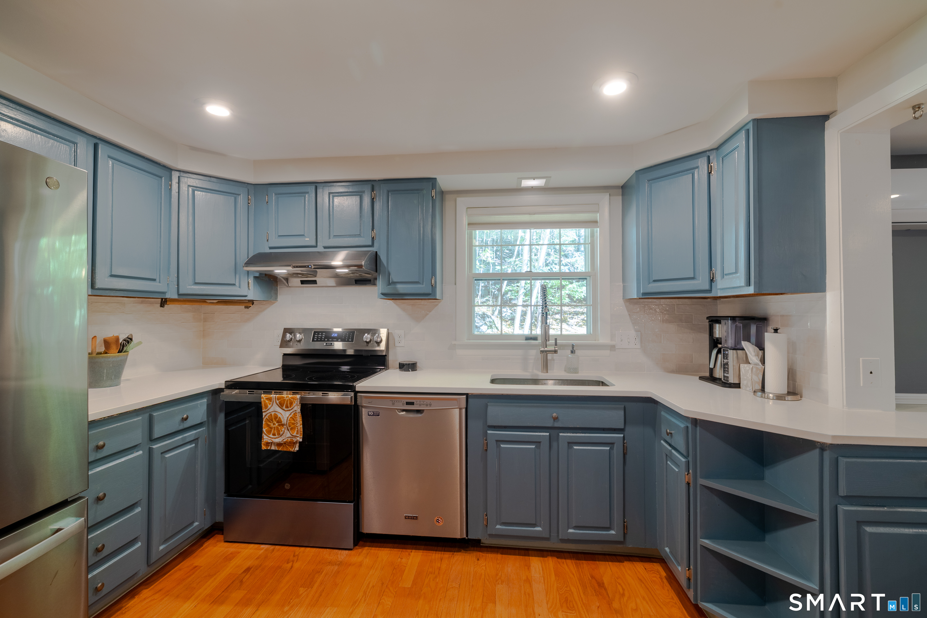 43 Whitney Road, Mystic, Groton, CT 06355