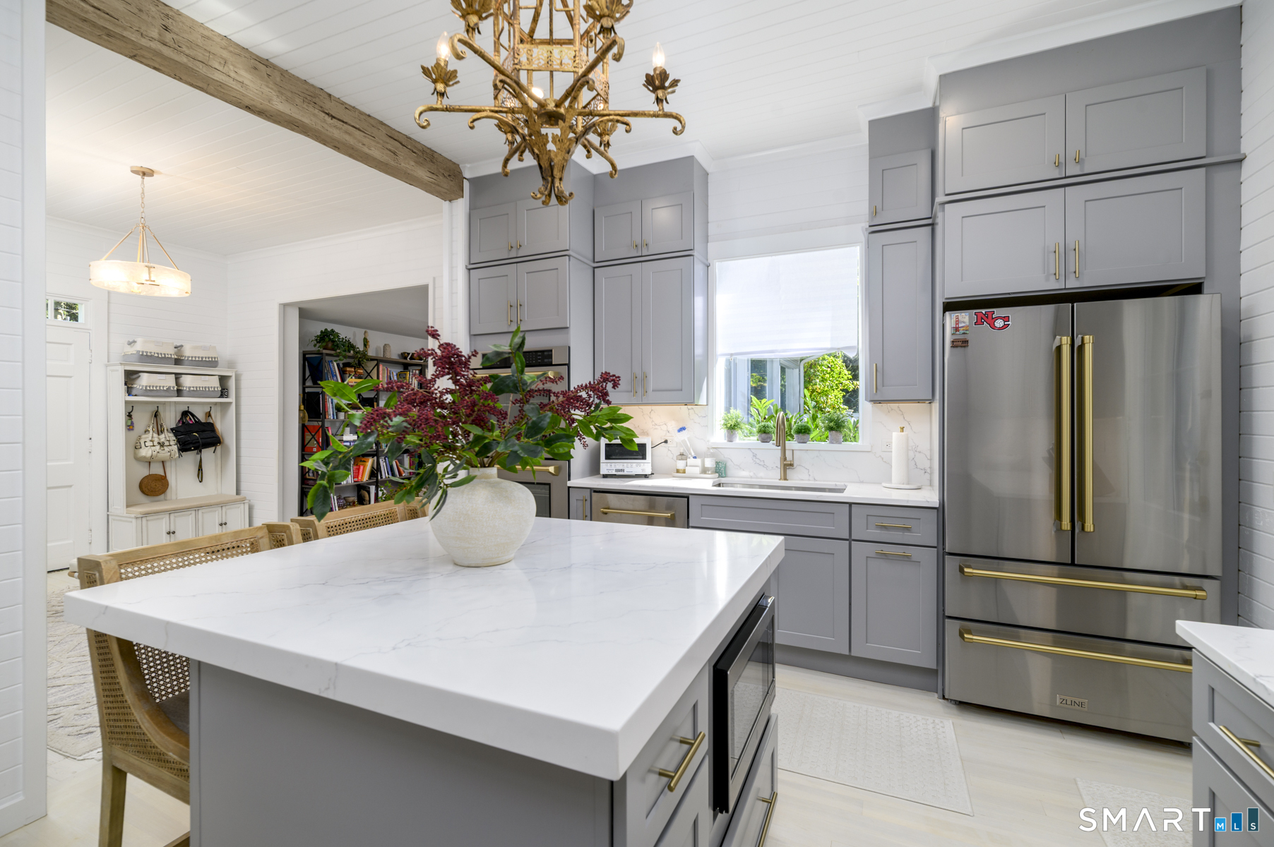 Foto 9 de Casa en venta en 14 Stanton Drive, Stamford, CT — $1,050,000